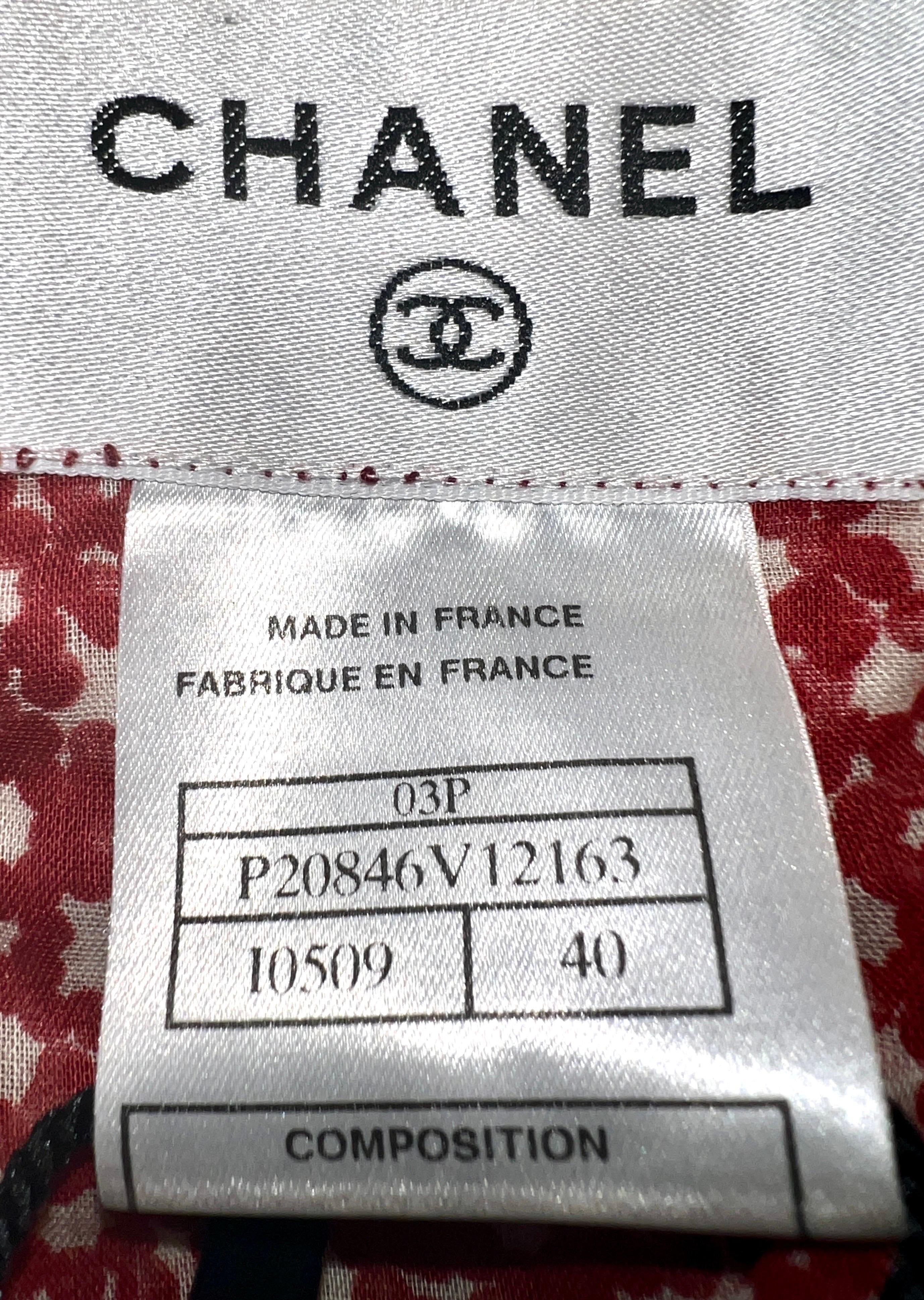 Chanel Floral Camellia Flower CC Logo Print with Ruffle Details 40 In Good Condition In Switzerland, CH