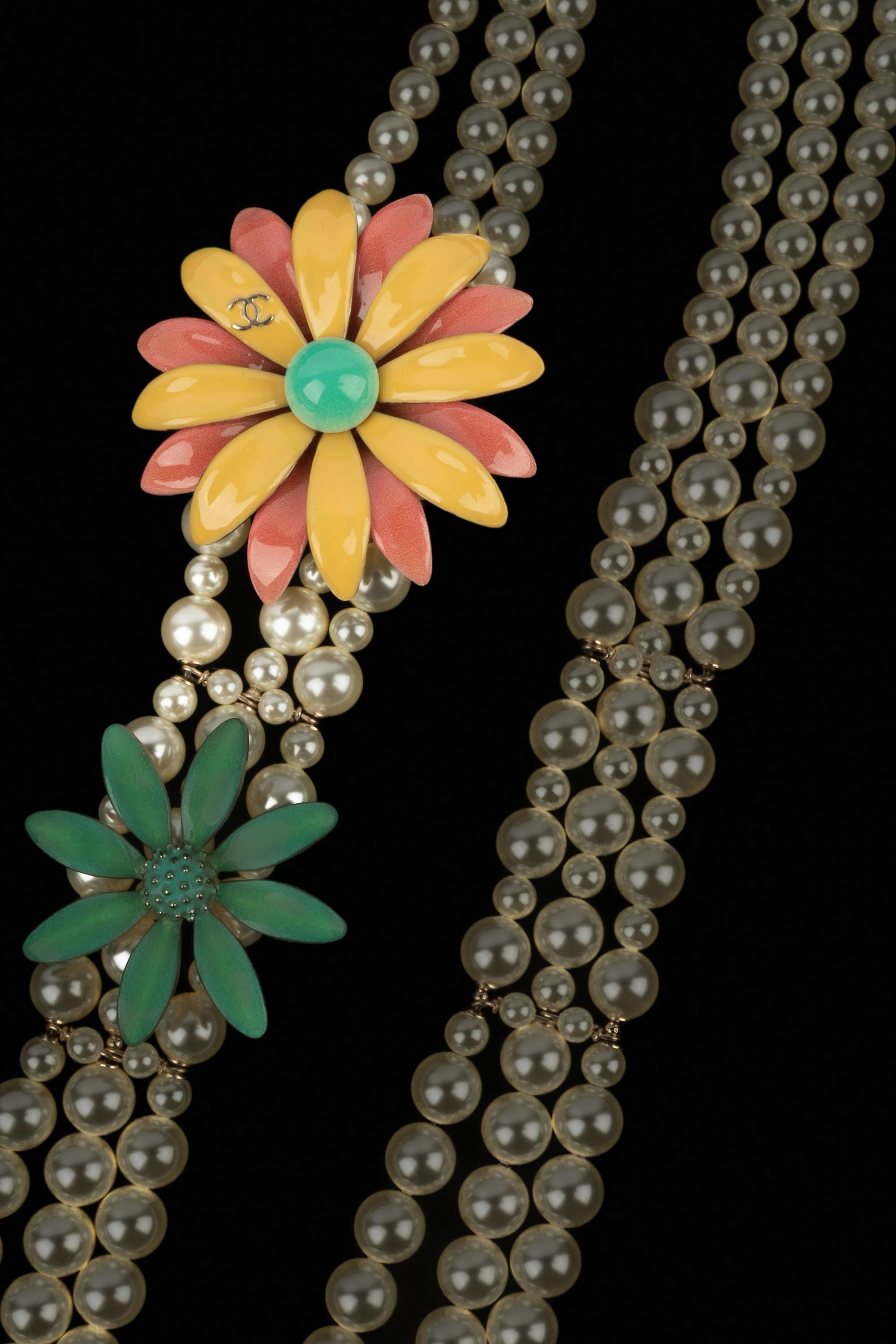 Chanel collana di fiori 2017 in vendita 1