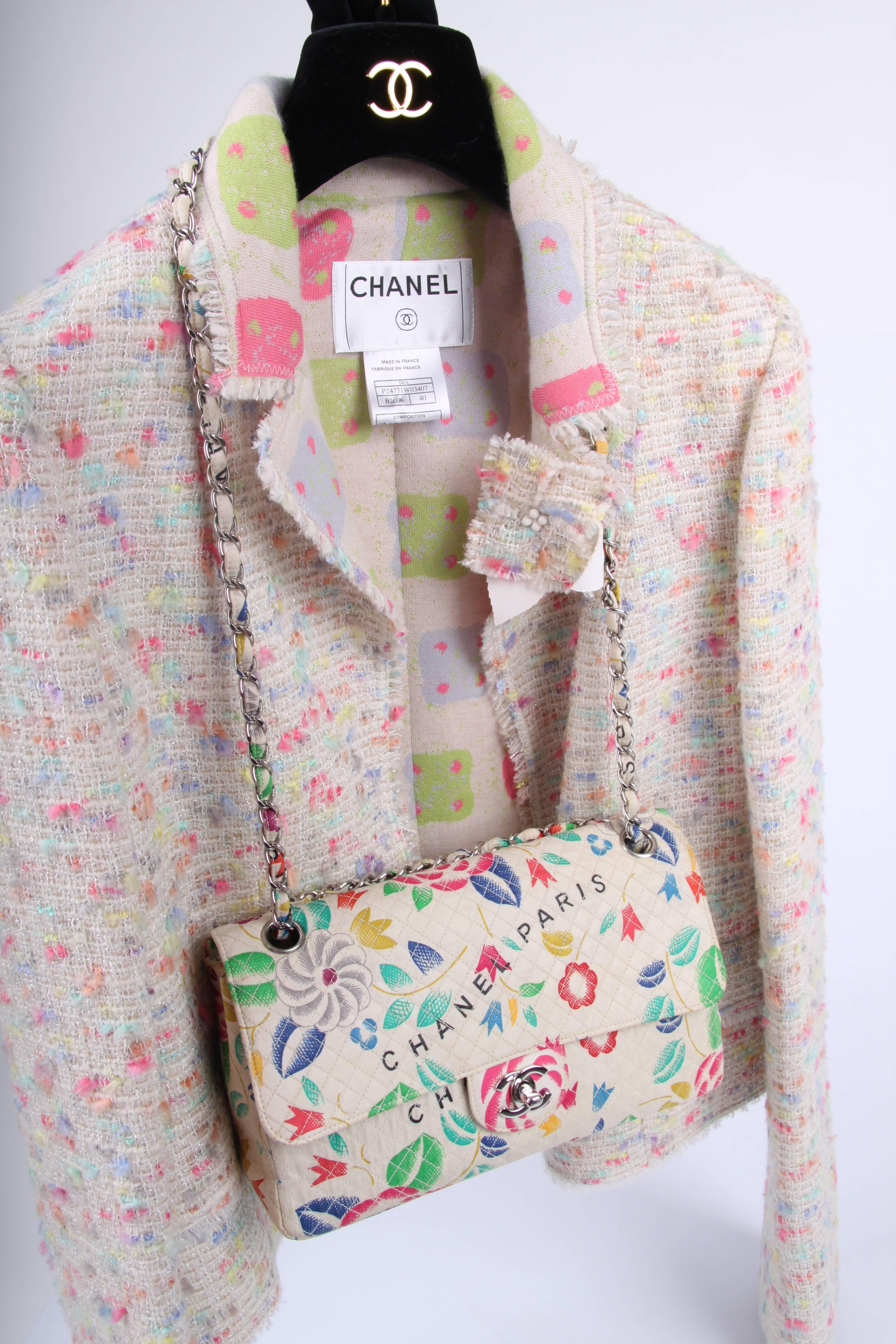 Women's Chanel Vintage Flower Print multicolor Single Flap Bag, 1996-1997 For Sale