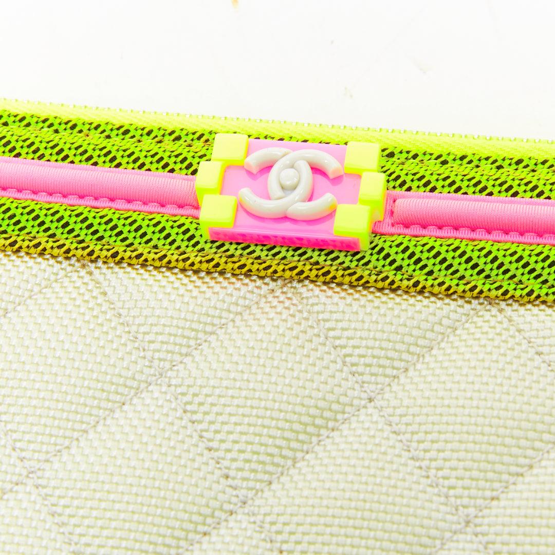 CHANEL Fluo Boy O-Case quilted grey neon pink yellow nylon clutch bag en vente 1