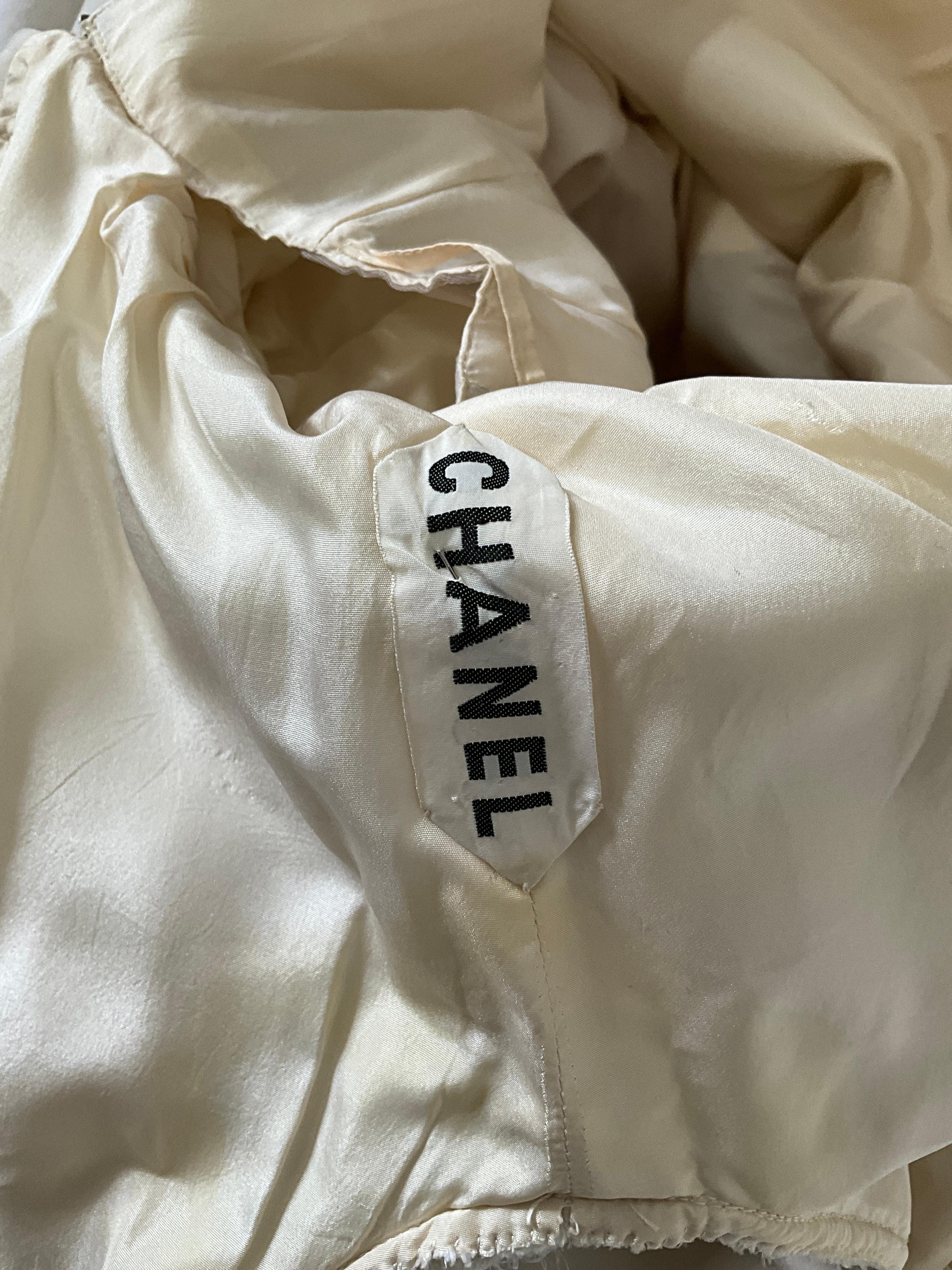 Chanel couture Light Cream Velvet Dress, c. late 1960s For Sale 11