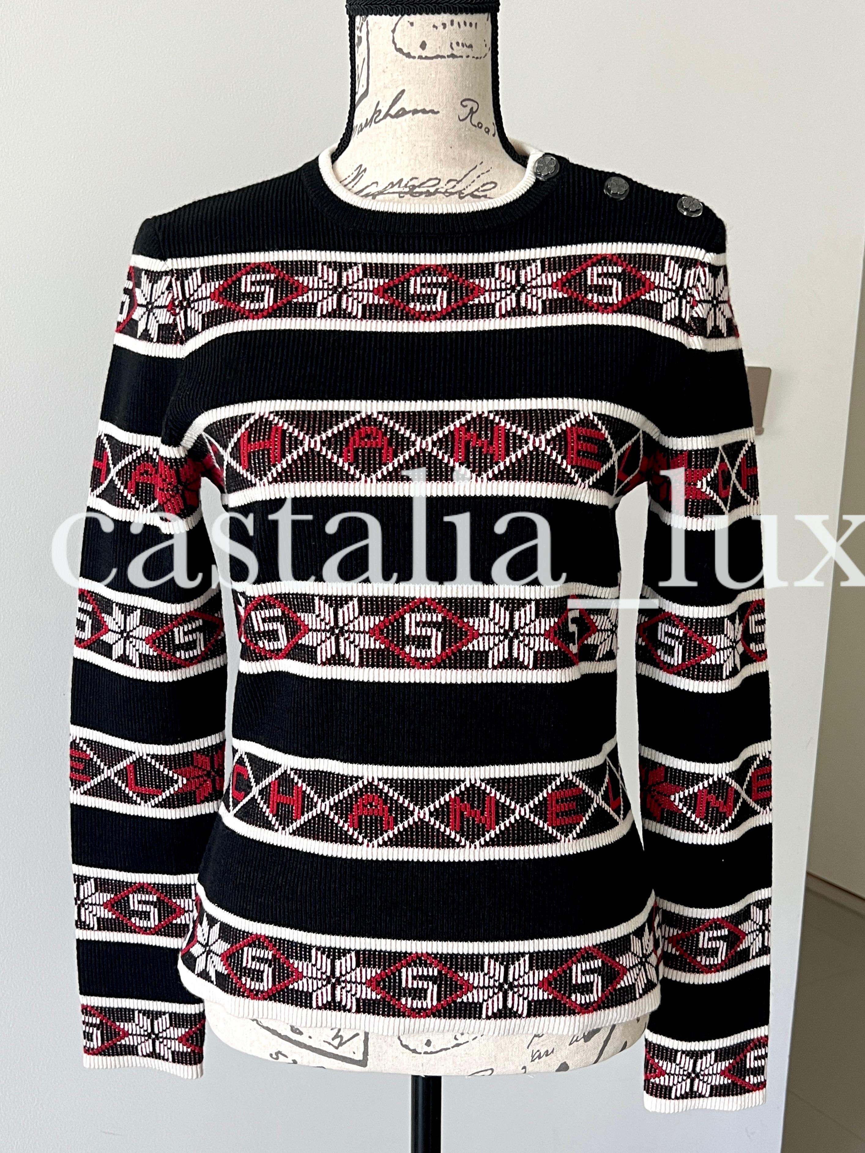 Women's or Men's Chanel New 2019 Fall Cc Logo Runway Cashmere Jumper For Sale