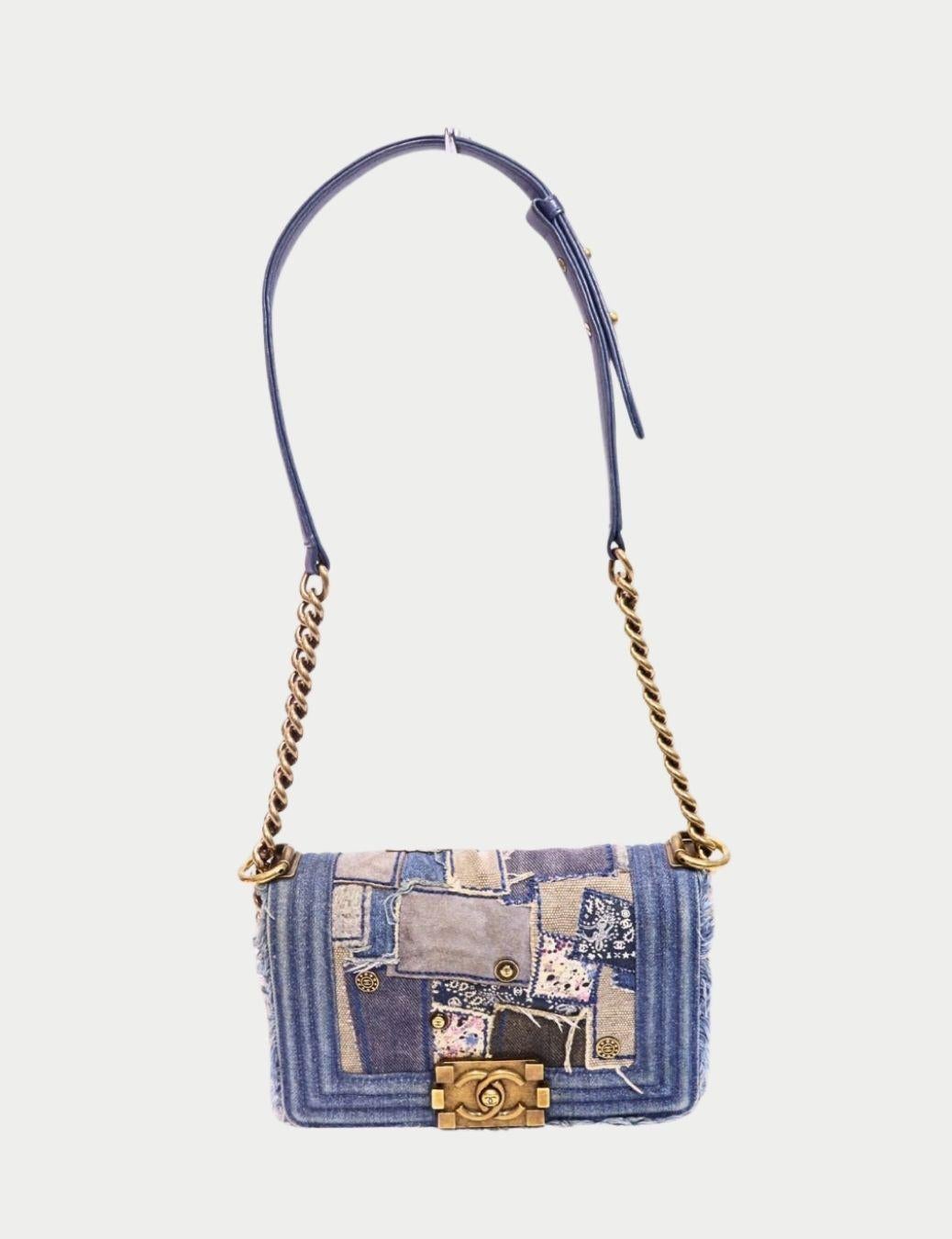 Donna Chanel in vendita