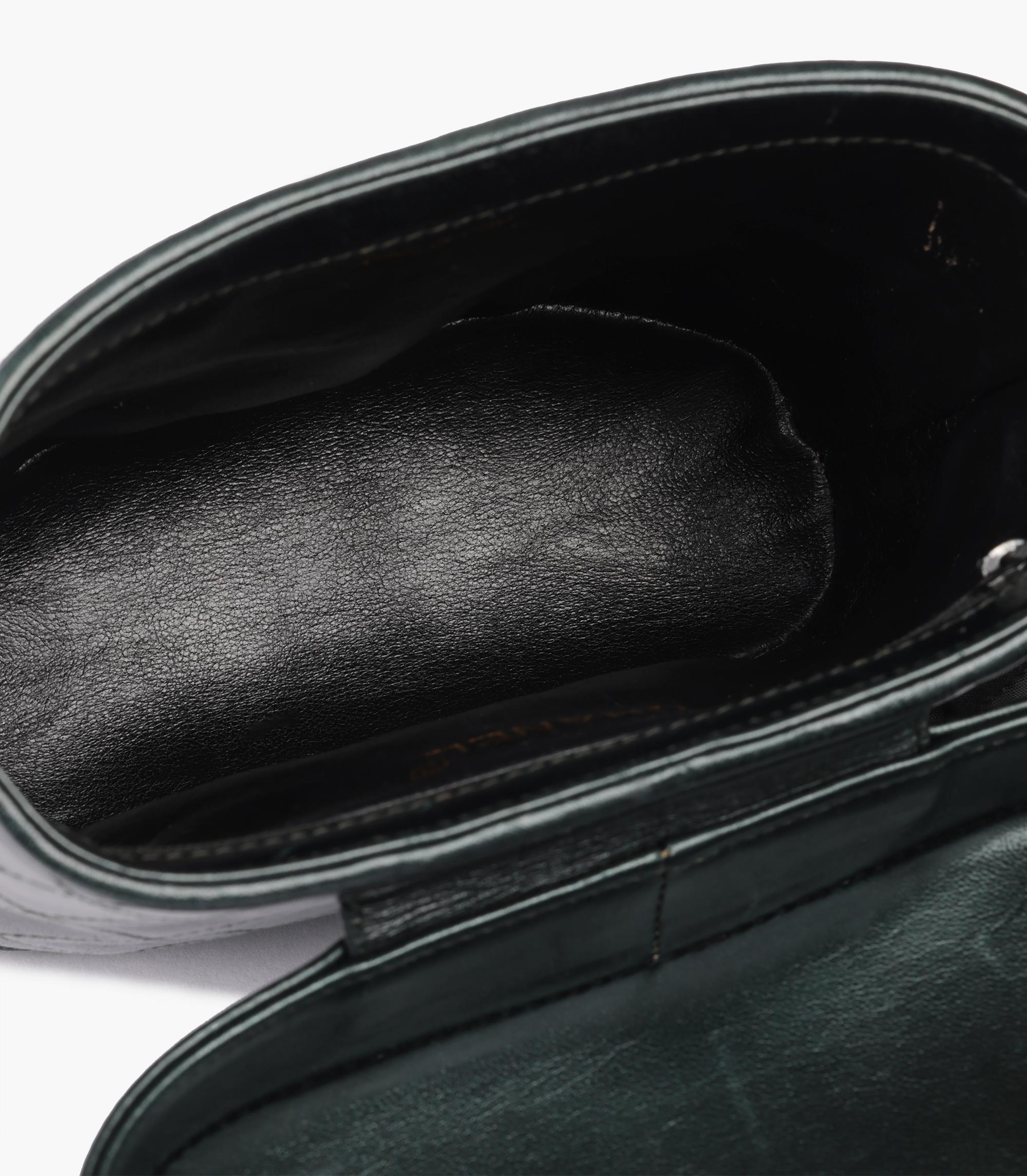 Chanel Forest Green Quilted Lambskin Vintage Mini Fringe Vanity Bag For Sale 5