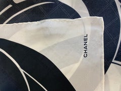 Chanel Foulard