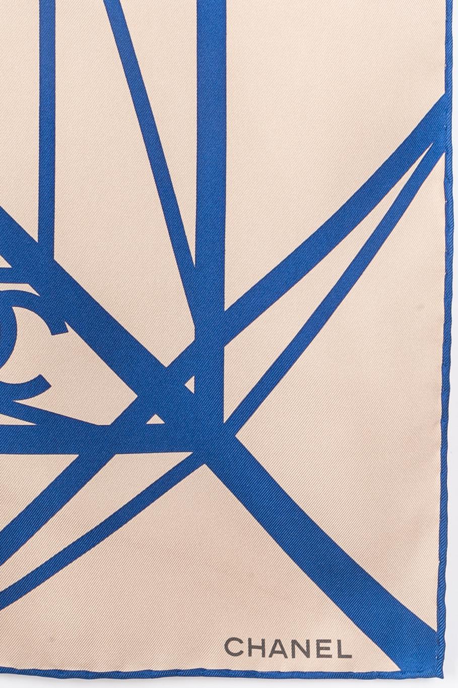 Chanel foulard / foulard Pour femmes en vente