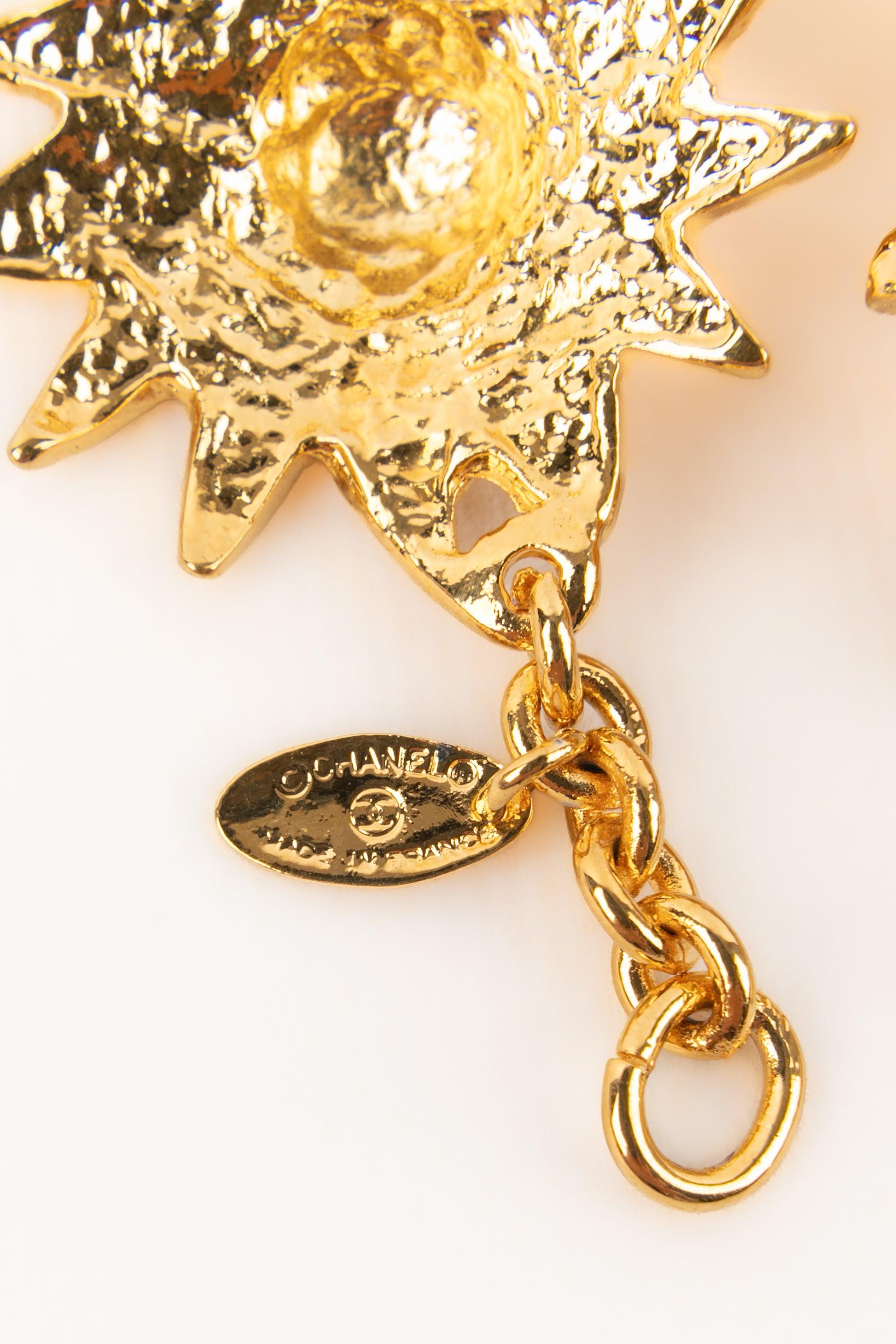 Donna Bracciale Chanel con quattro teste di leone, anni '80 in vendita