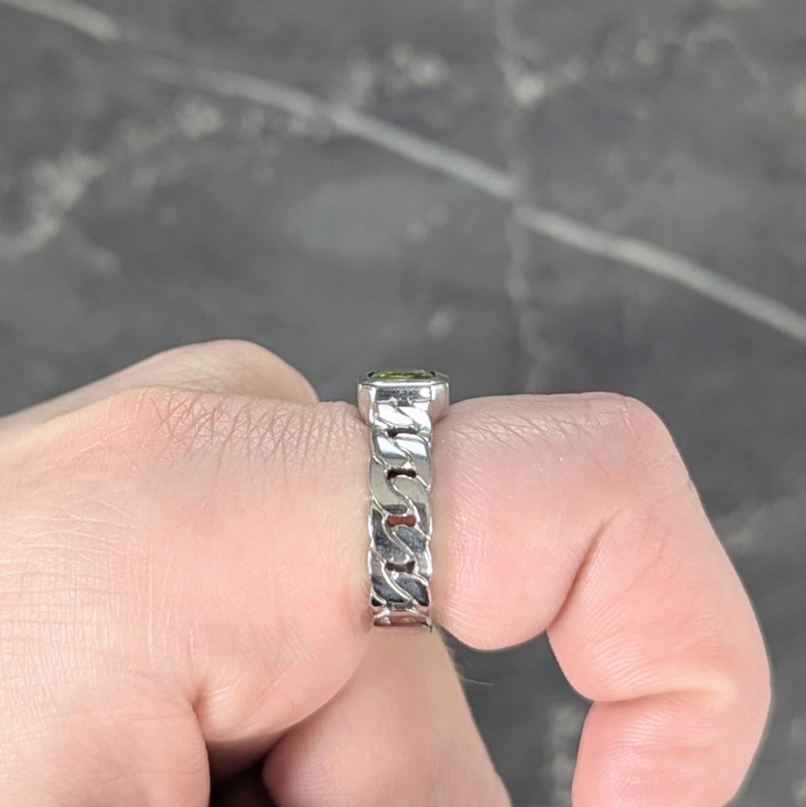 Chanel French 1980's Peridot 18K White Gold Curb Link Bezel Vintage Band Ring For Sale 6