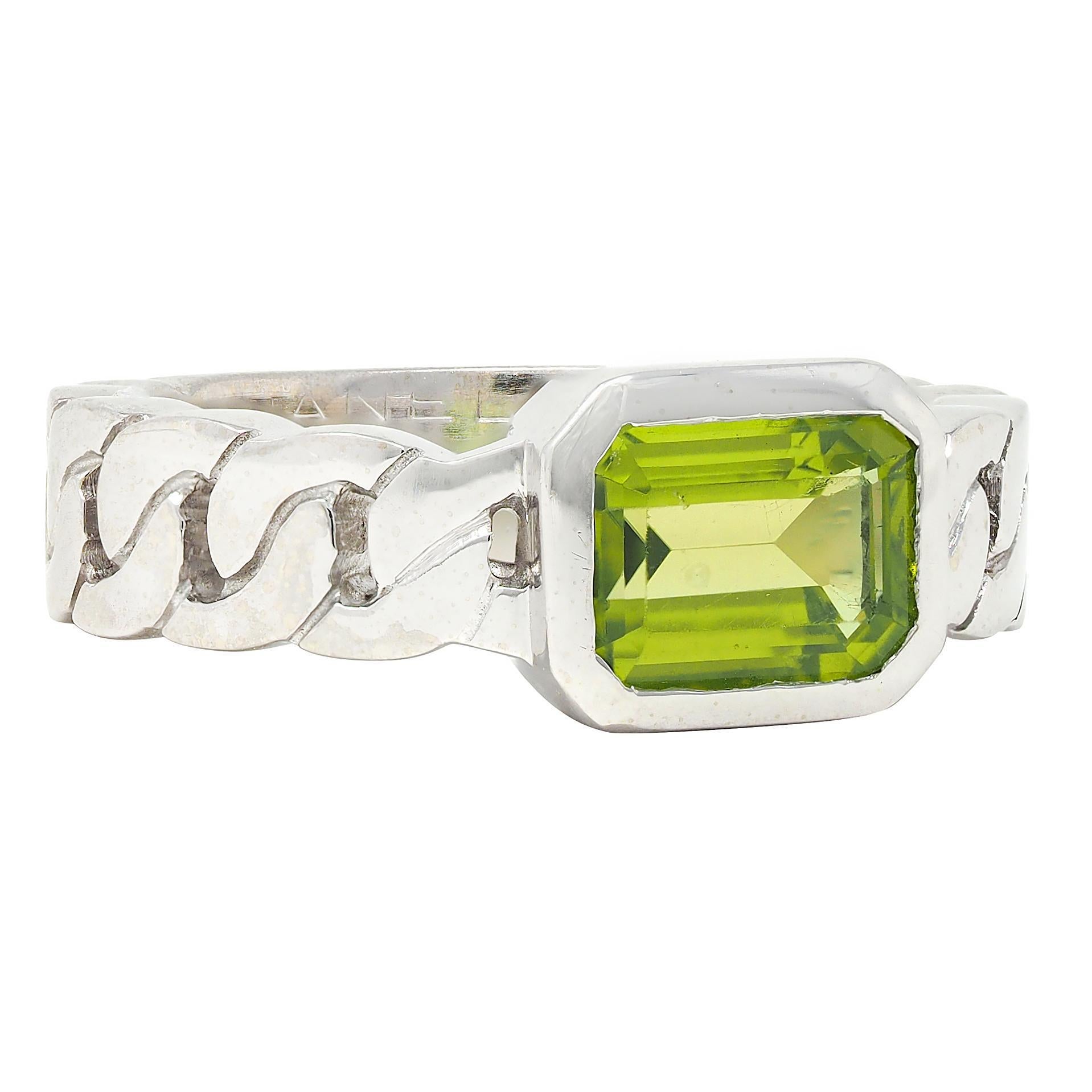 Emerald Cut Chanel French 1980's Peridot 18K White Gold Curb Link Bezel Vintage Band Ring For Sale