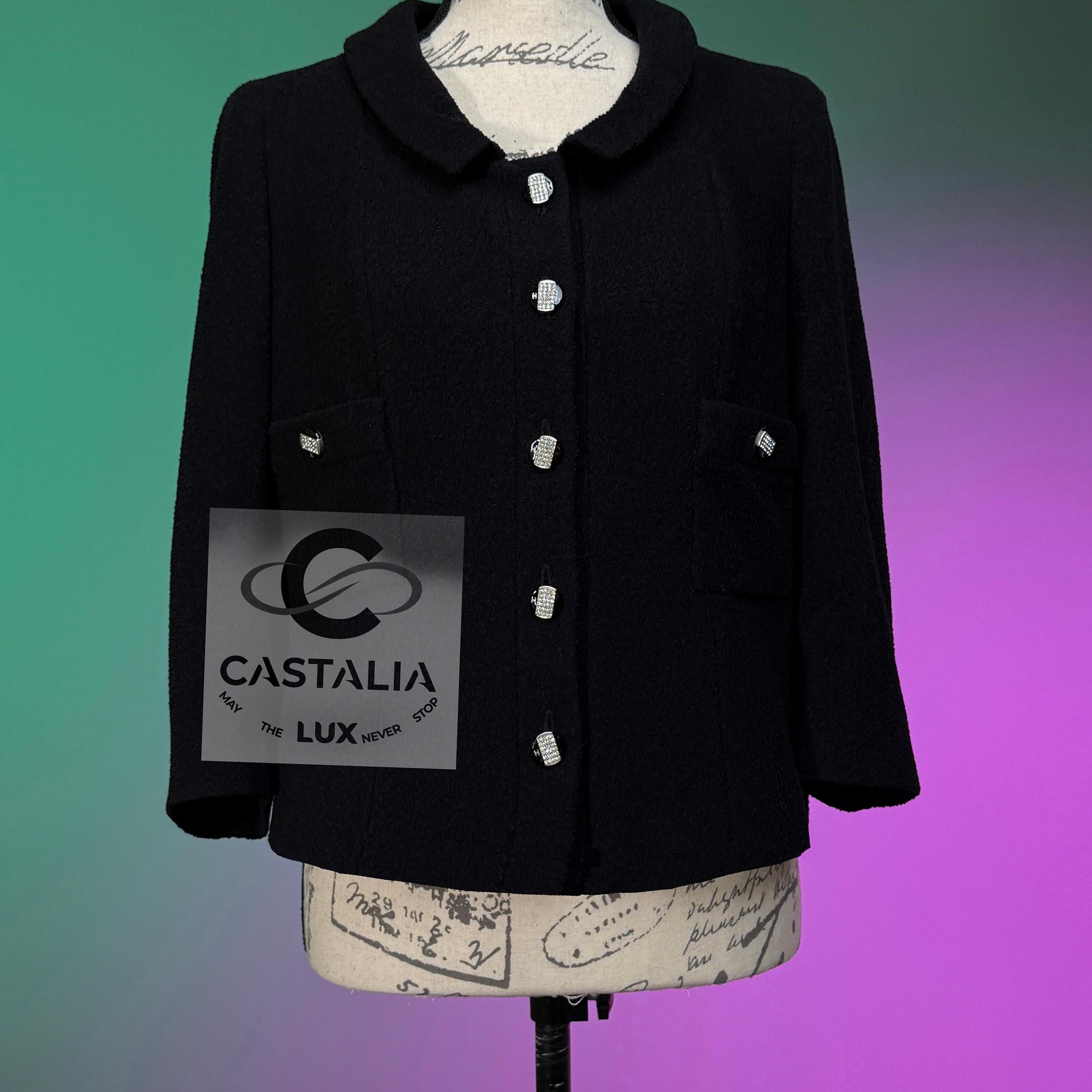 Chanel French Riviera Artisanal Giacca in tweed nero 40 FR in vendita 9