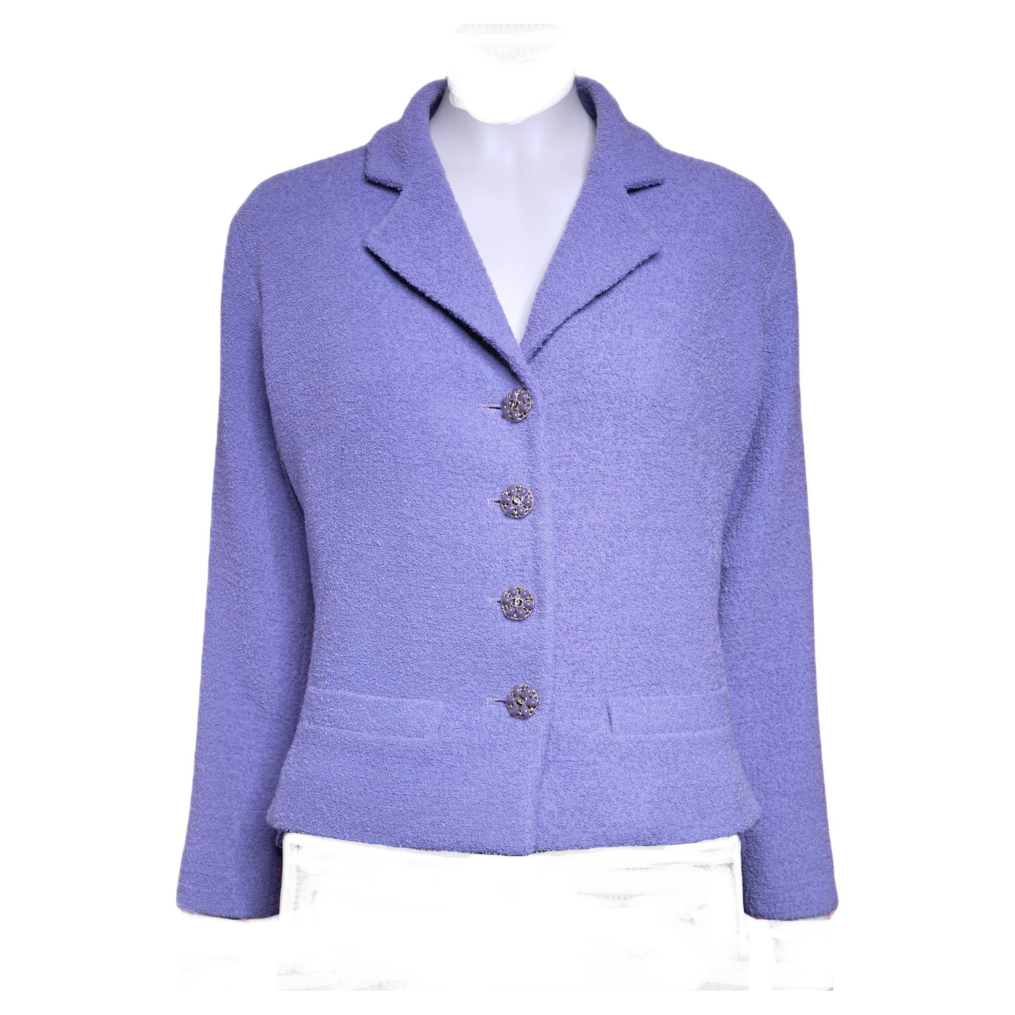 Chanel French Riviera Lavender Tweed Jacket with CC Gripoix Buttons 36 FR en venta