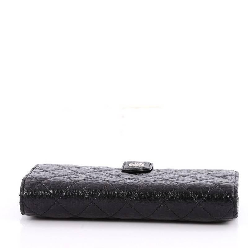 Women's or Men's Chanel French Wallet Quilted Glazed Crackled Leather Long