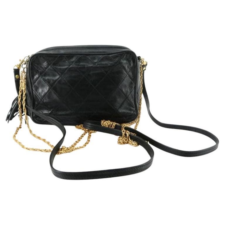 Chanel Fringe shoulder bag features black quilted leather, goldtone hardware For Sale at 1stDibs