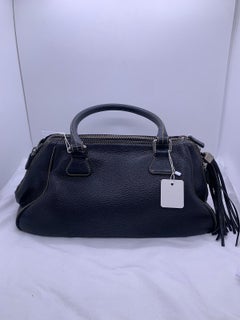 CHANEL Bolso de hombro Tote con flecos Piel de becerro negra Herrajes plateados