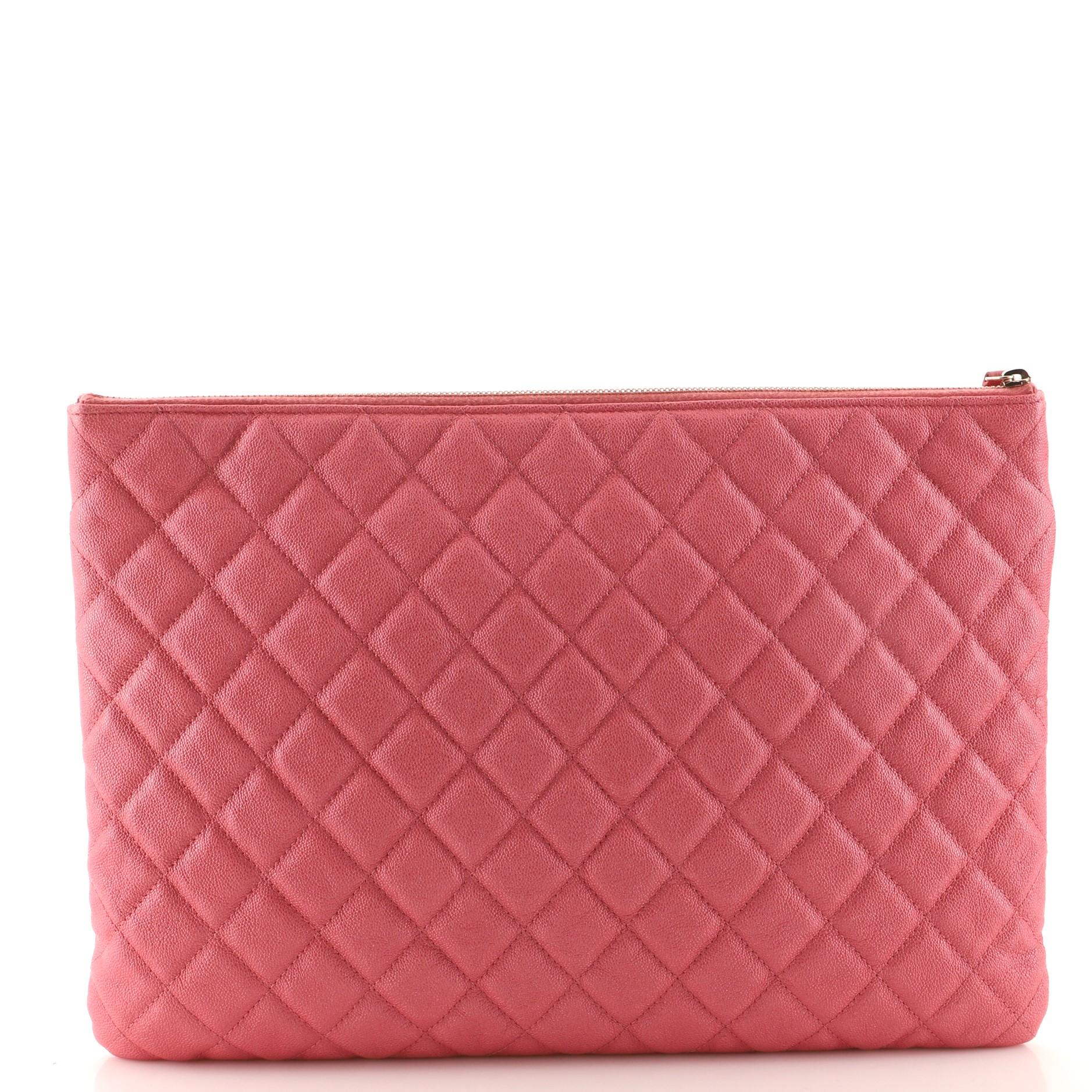 Chanel Front Pocket O Case Pouch Quilted Iridescent Caviar Large In Good Condition In NY, NY