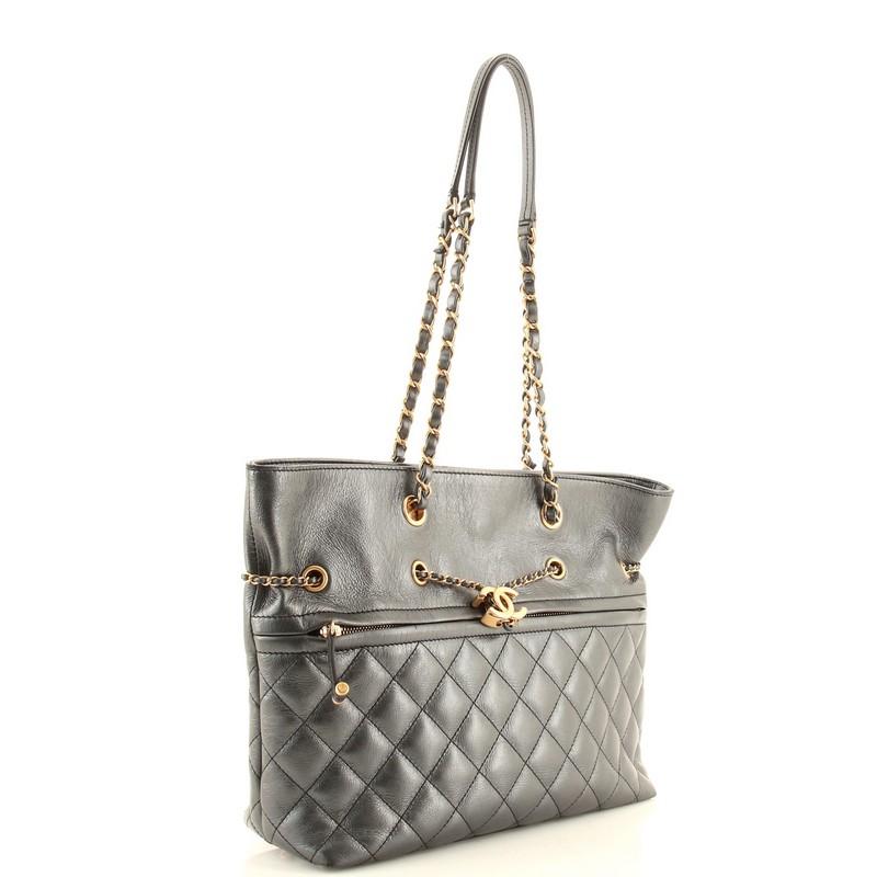 chanel quilted chain tote