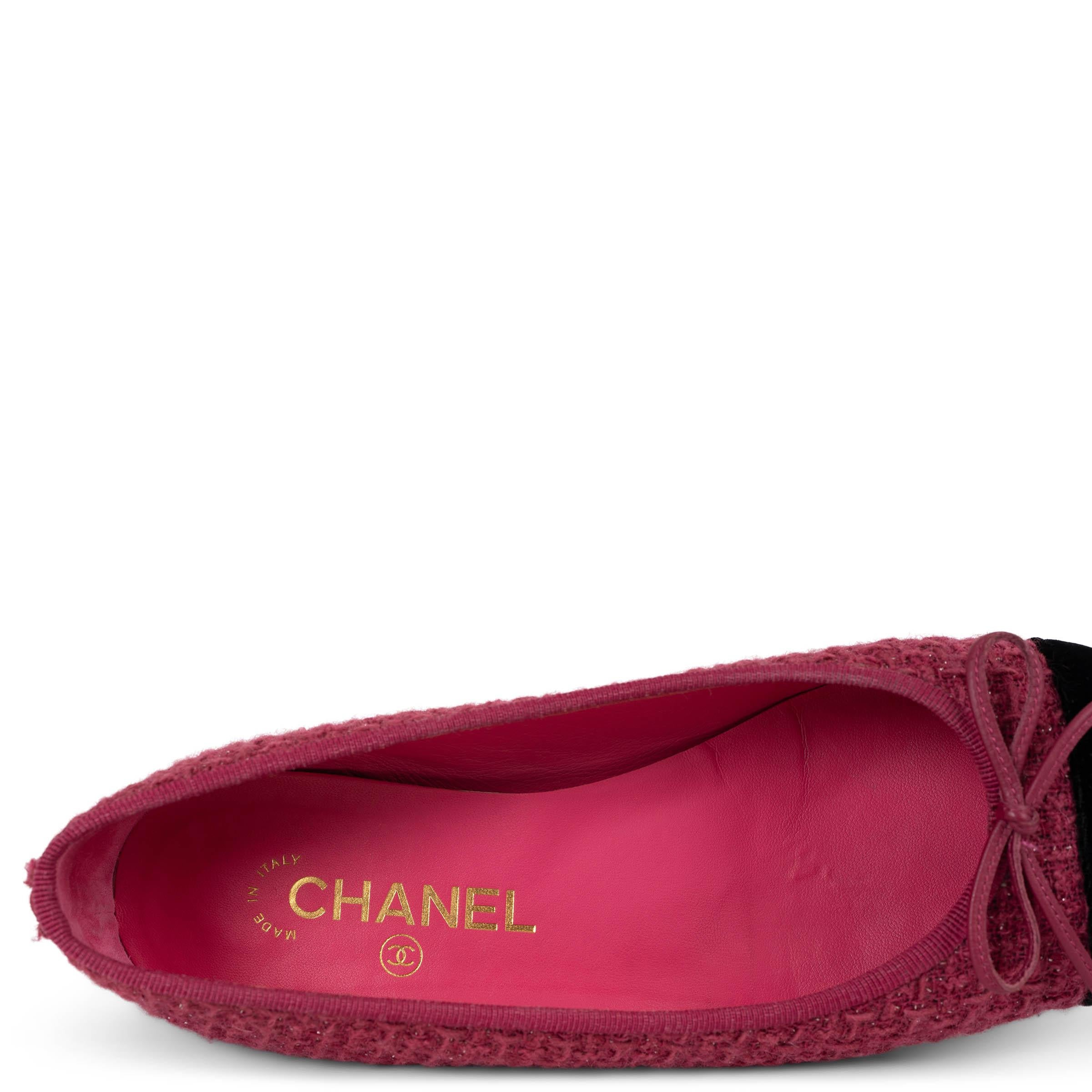 CHANEL fuchsia & black rubber 16K LUREX TWEED Ballet Flats Shoes 38.5 For Sale 3