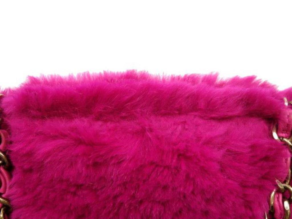 Chanel Fuchsia Chain Tote 228729 Pink Rabbit Fur Shoulder Bag For Sale 3