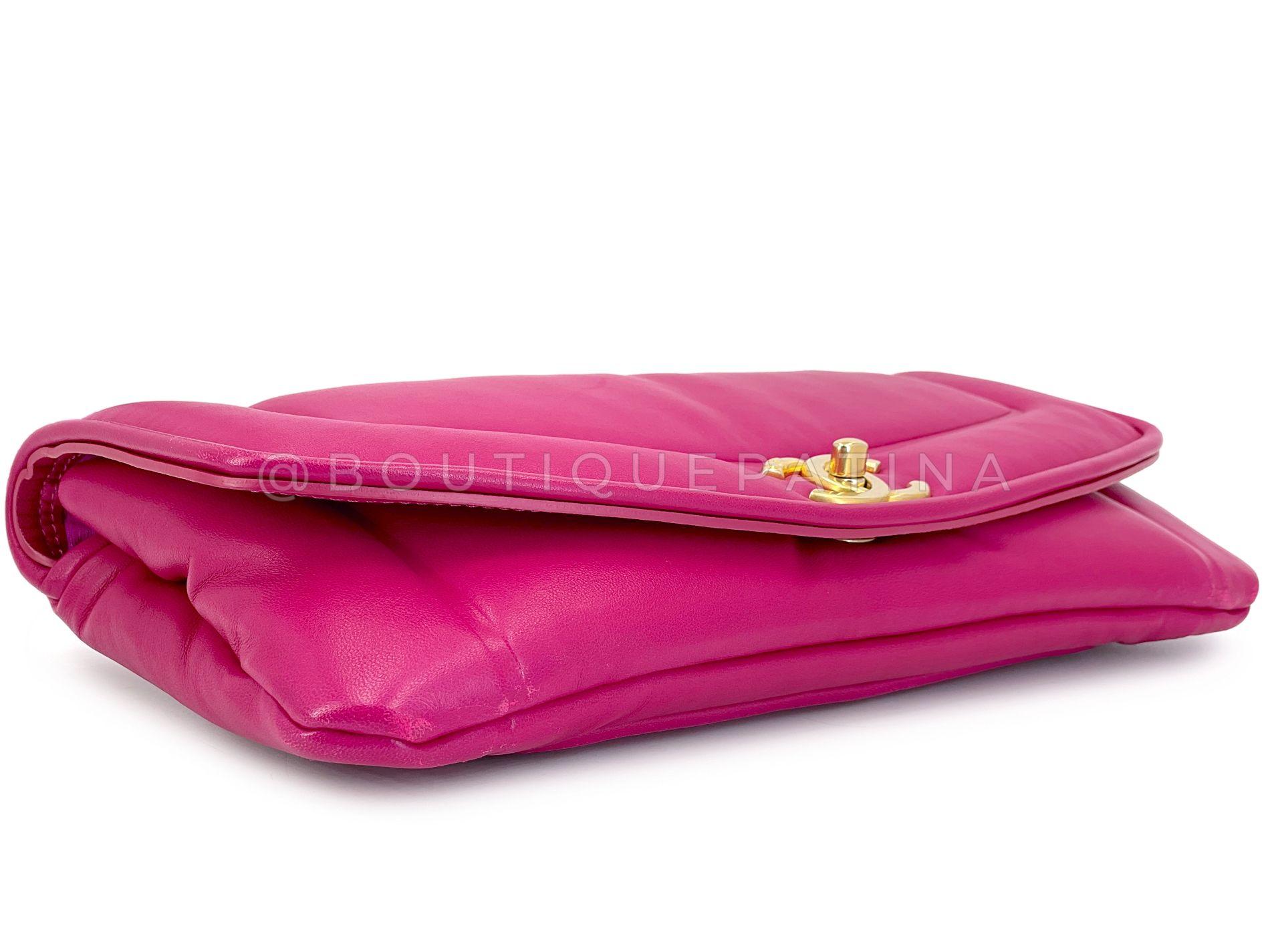 Chanel Fuchsia Pink Lambskin Puffy Large Clutch Flap Bag GHW 68505 en vente 1