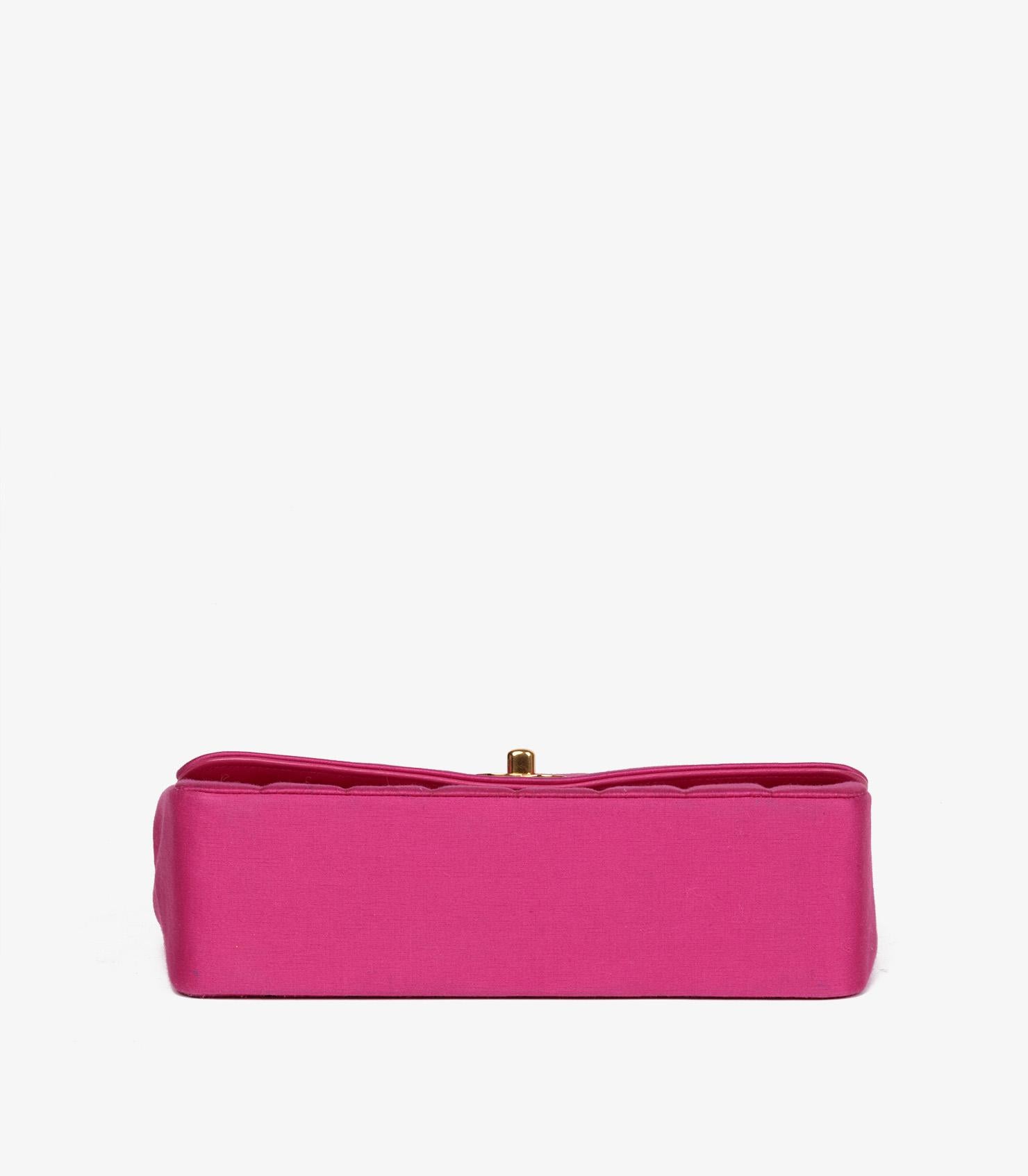 Chanel  Fuchsia Vertical Quilted Velvet Small Diana Classic Single Flap For Sale 2