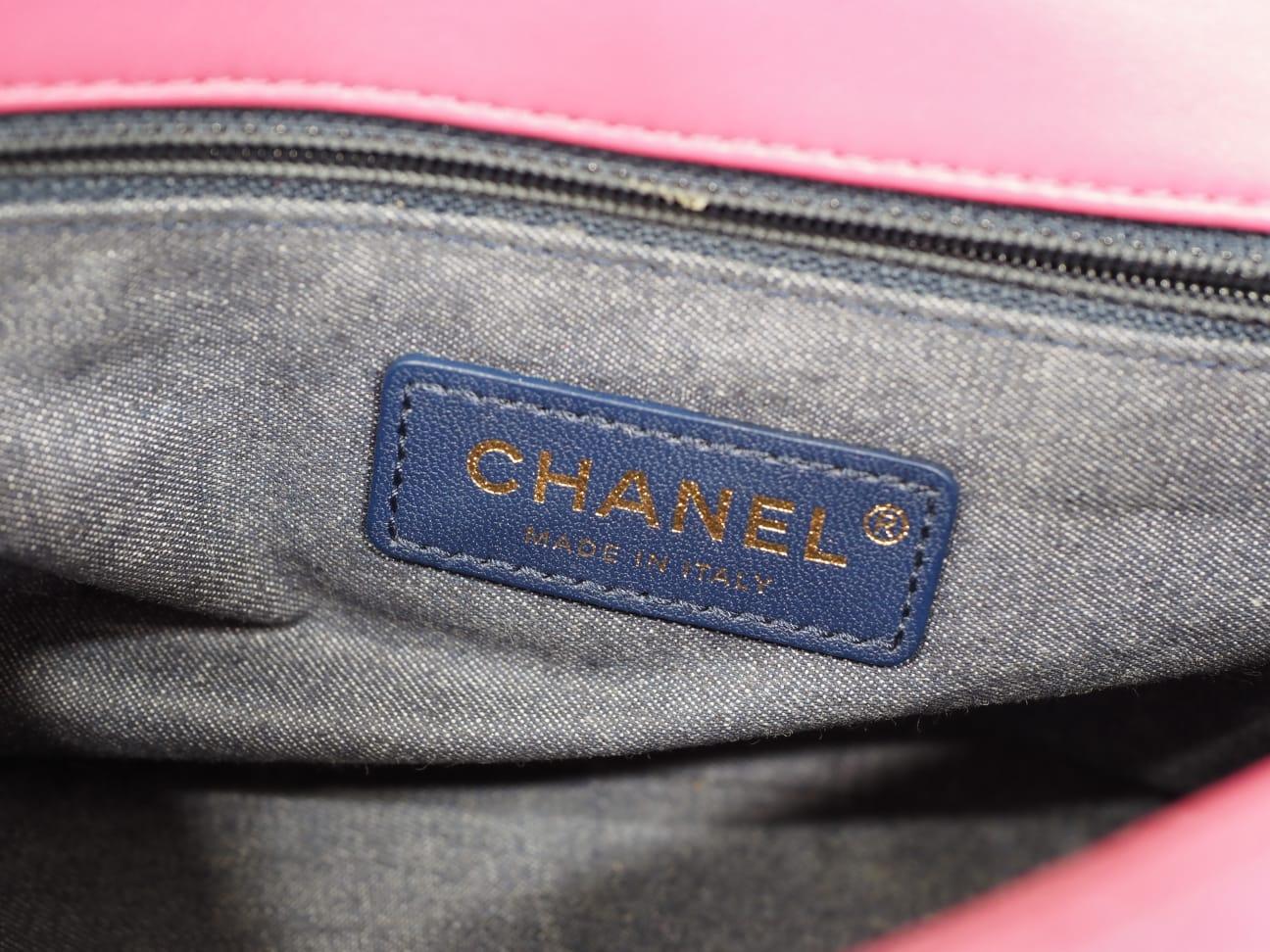Chanel fucsia leather gold hardware 19 timeless shoulder handle bag 3