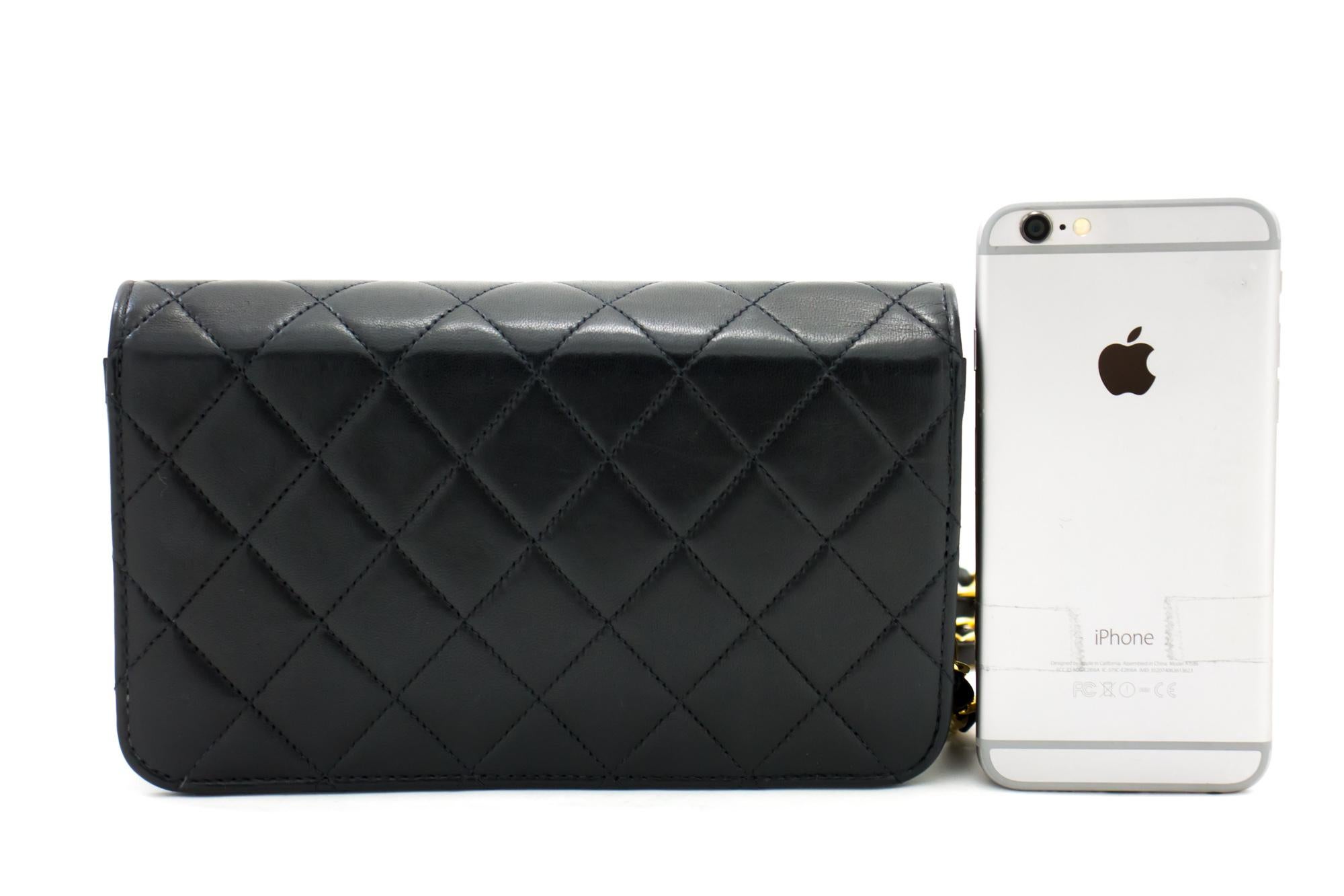CHANEL Bolso de hombro con solapa y cadena completa Clutch negro Piel de cordero acolchada Negro