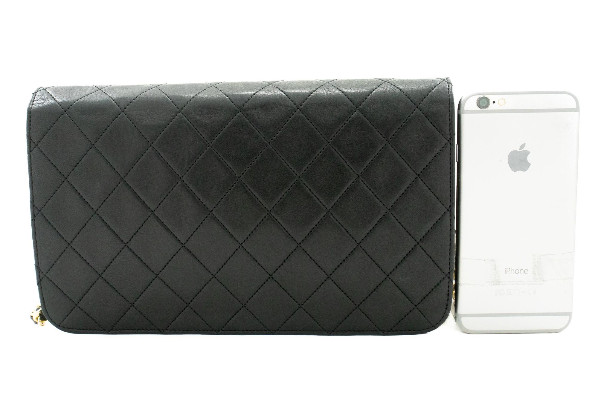 CHANEL - Sac à bandoulière à rabat avec chaîne complète - Cuir d'agneau matelassé noir - Clutch Bon état à Takamatsu-shi, JP