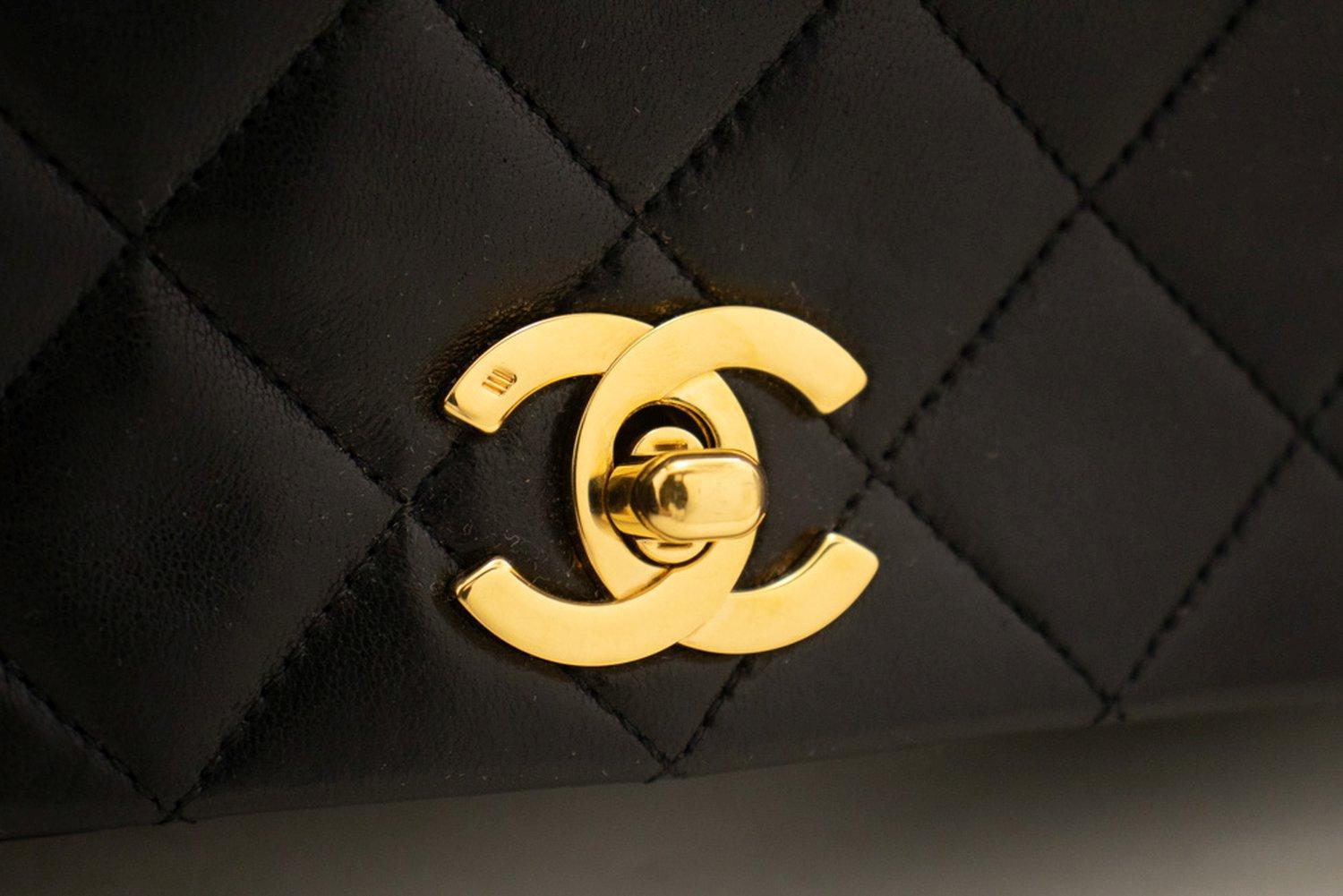 CHANEL Full Chain Flap Shoulder Bag Black Quilted Lambskin For Sale 7