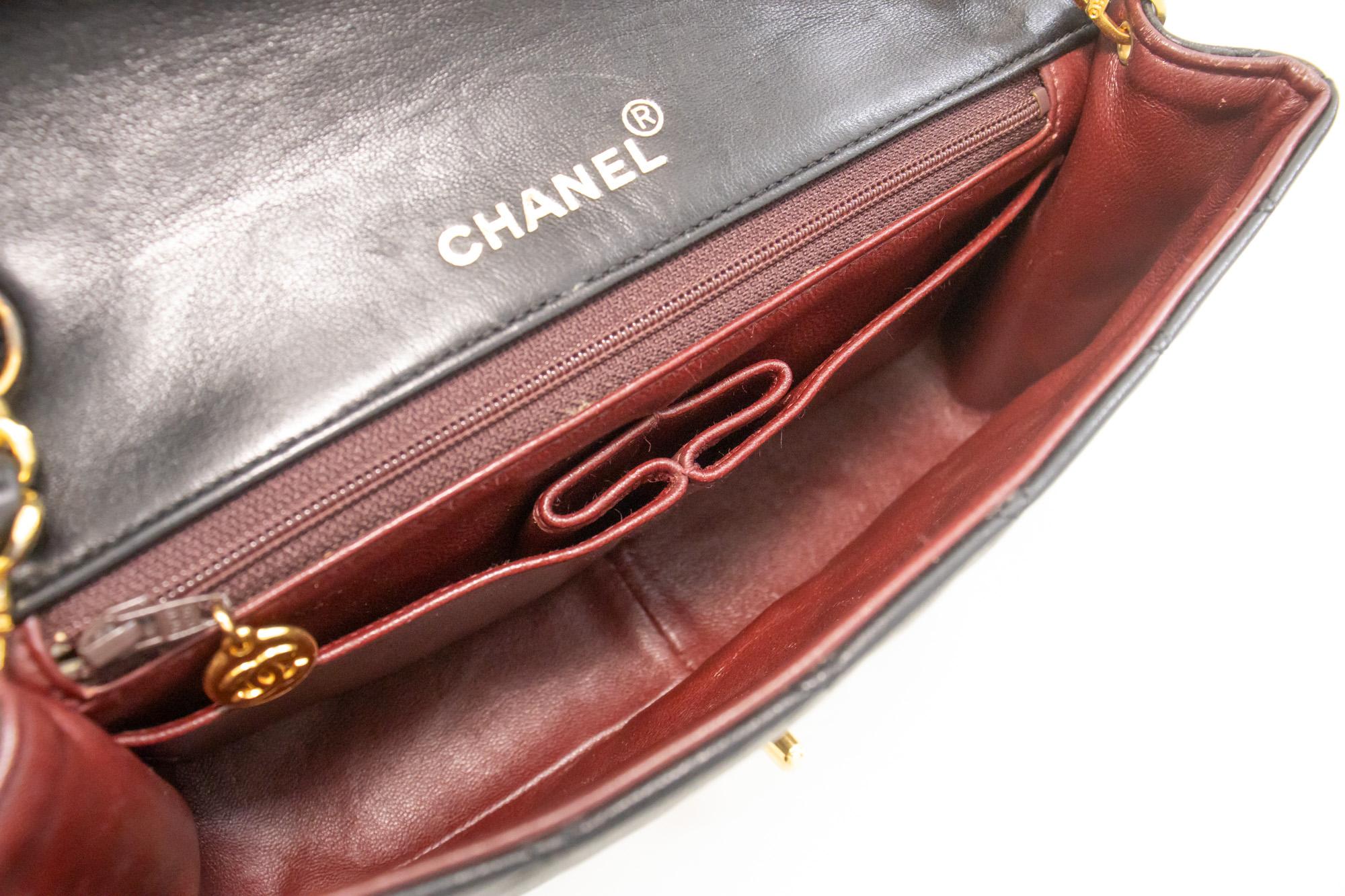 CHANEL Full Chain Flap Shoulder Bag Black Quilted Lambskin For Sale 4