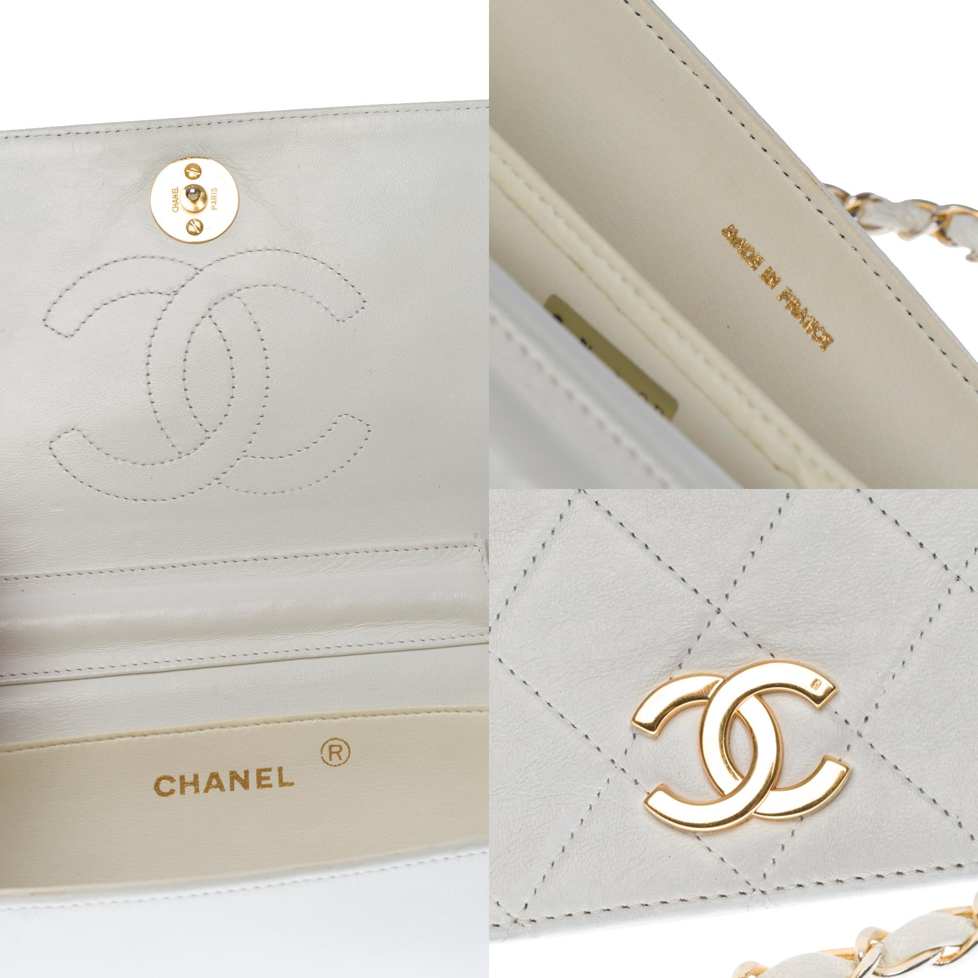 Women's Chanel Full flap Mini shoulder bag in white quilted lambskin, GHW