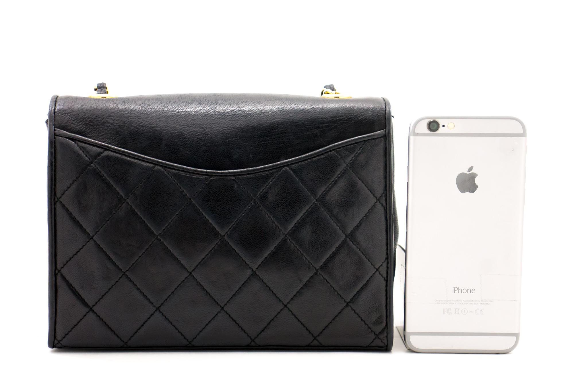 black quilted chanel bag with chain