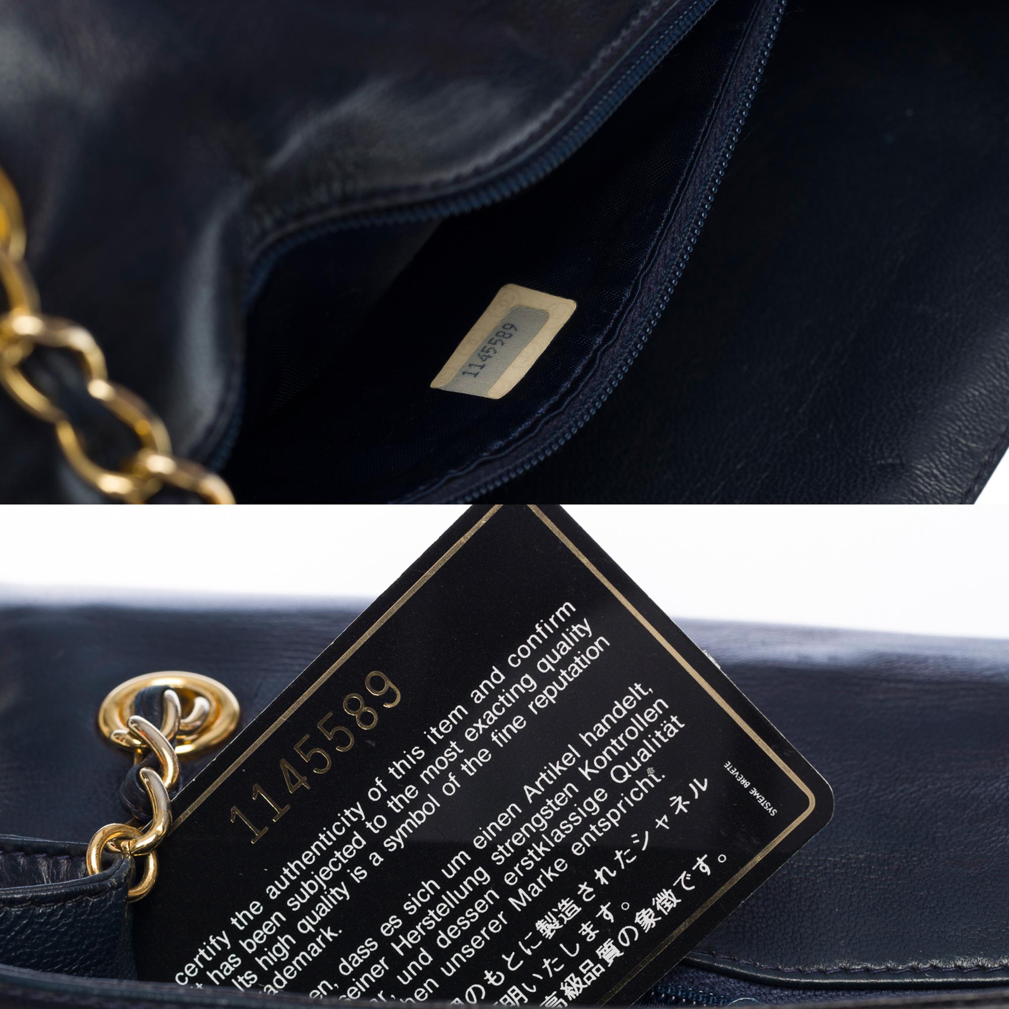 Chanel Full flap shoulder bag in navy quilted lambskin, GHW For Sale 1