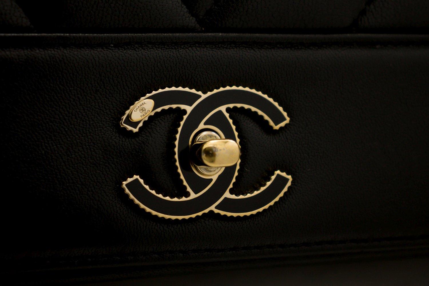 CHANEL Full Flap V Stitch Kette Umhängetasche Schwarz Gold im Angebot 8
