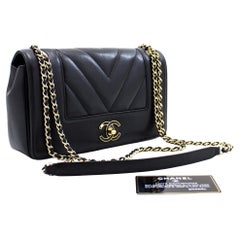 CHANEL Full Flap V Stitch Kette Umhängetasche Schwarz Gold