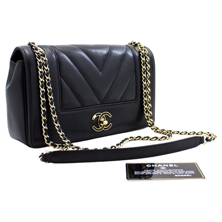 chanel material bag