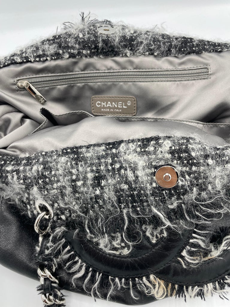 chanel funny tweed tote