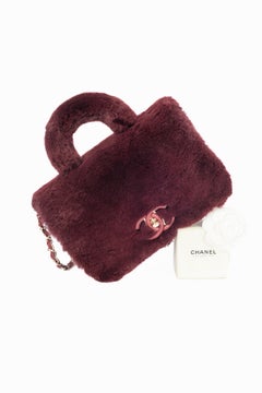 Chanel fur bag 2017-2018