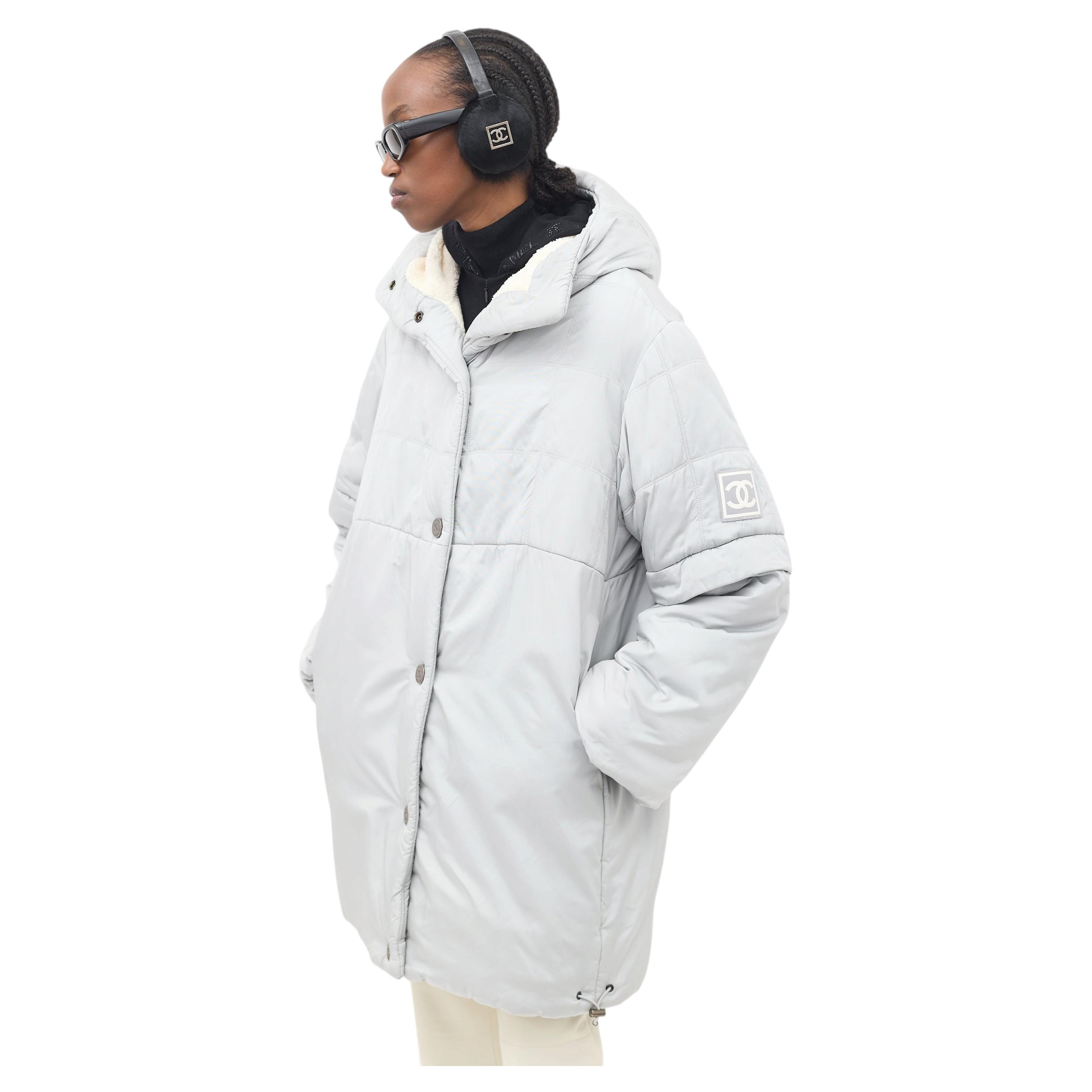 Chanel FW 2000 Karl Lagerfeld Grey Nylon & Fleece Hooded Puffer Coat FR 38 For Sale