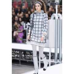Chanel FW 2017 Runways Sequin Shift Mini Dress Size FR 42 XL White Black