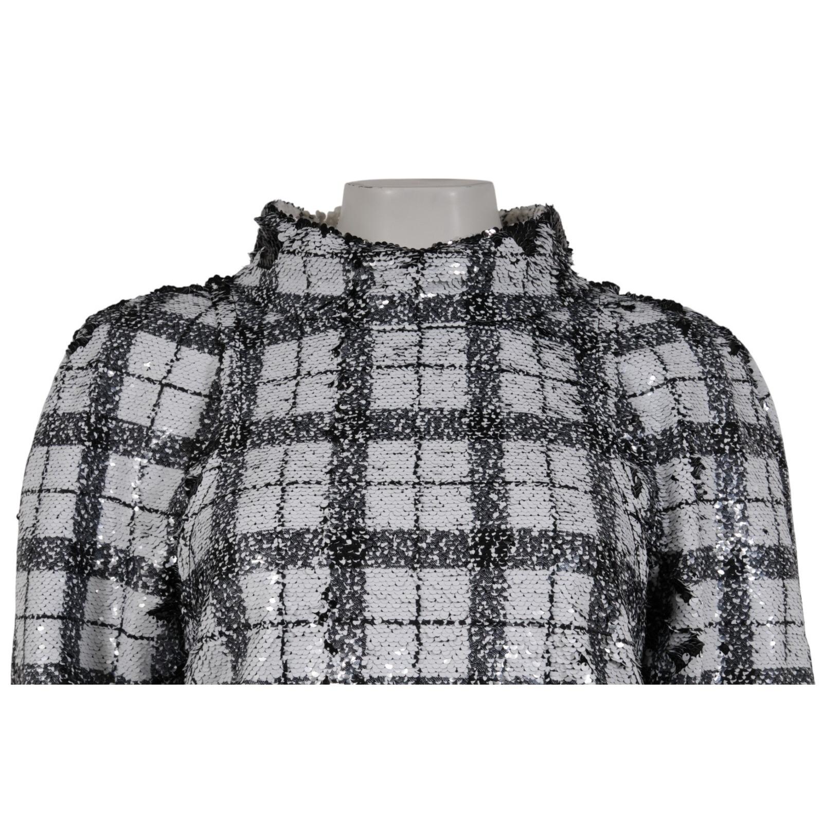 Chanel FW 2017 Runways Sequin Shift Mini Dress Size FR 42 XL White Black en vente 1