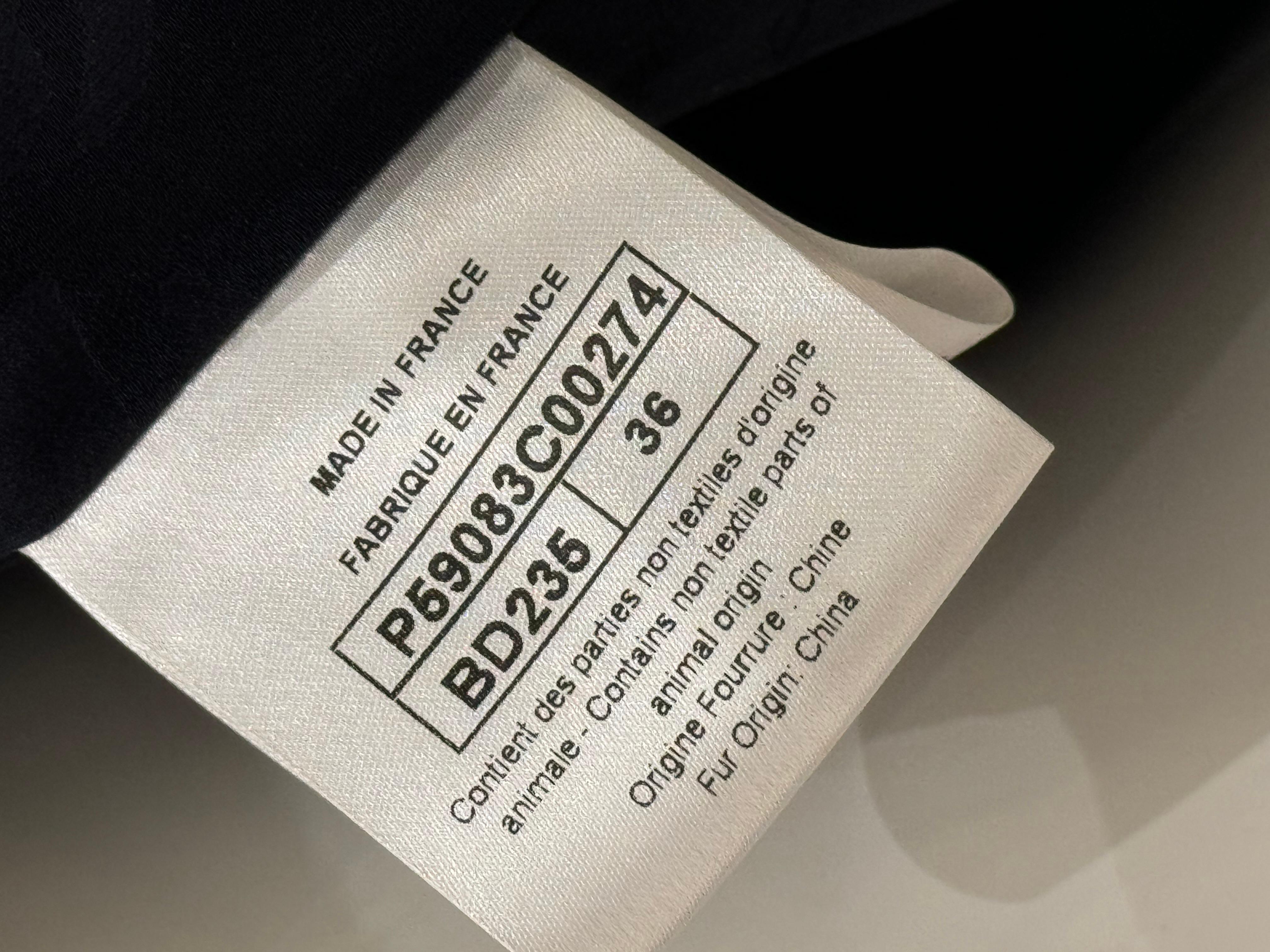 Chanel FW 2018 París Chaqueta Hambourg de piel de becerro con ribete de piel en venta 5