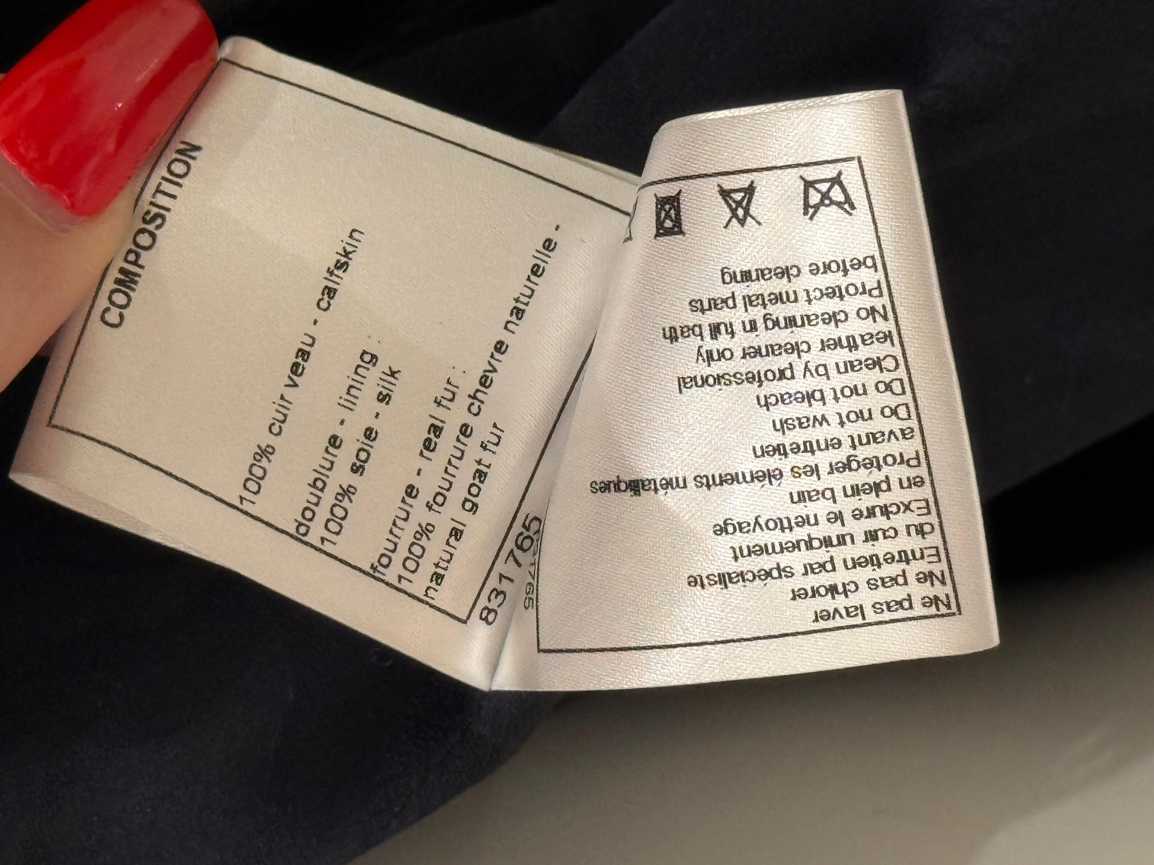 Chanel FW 2018 París Chaqueta Hambourg de piel de becerro con ribete de piel en venta 6