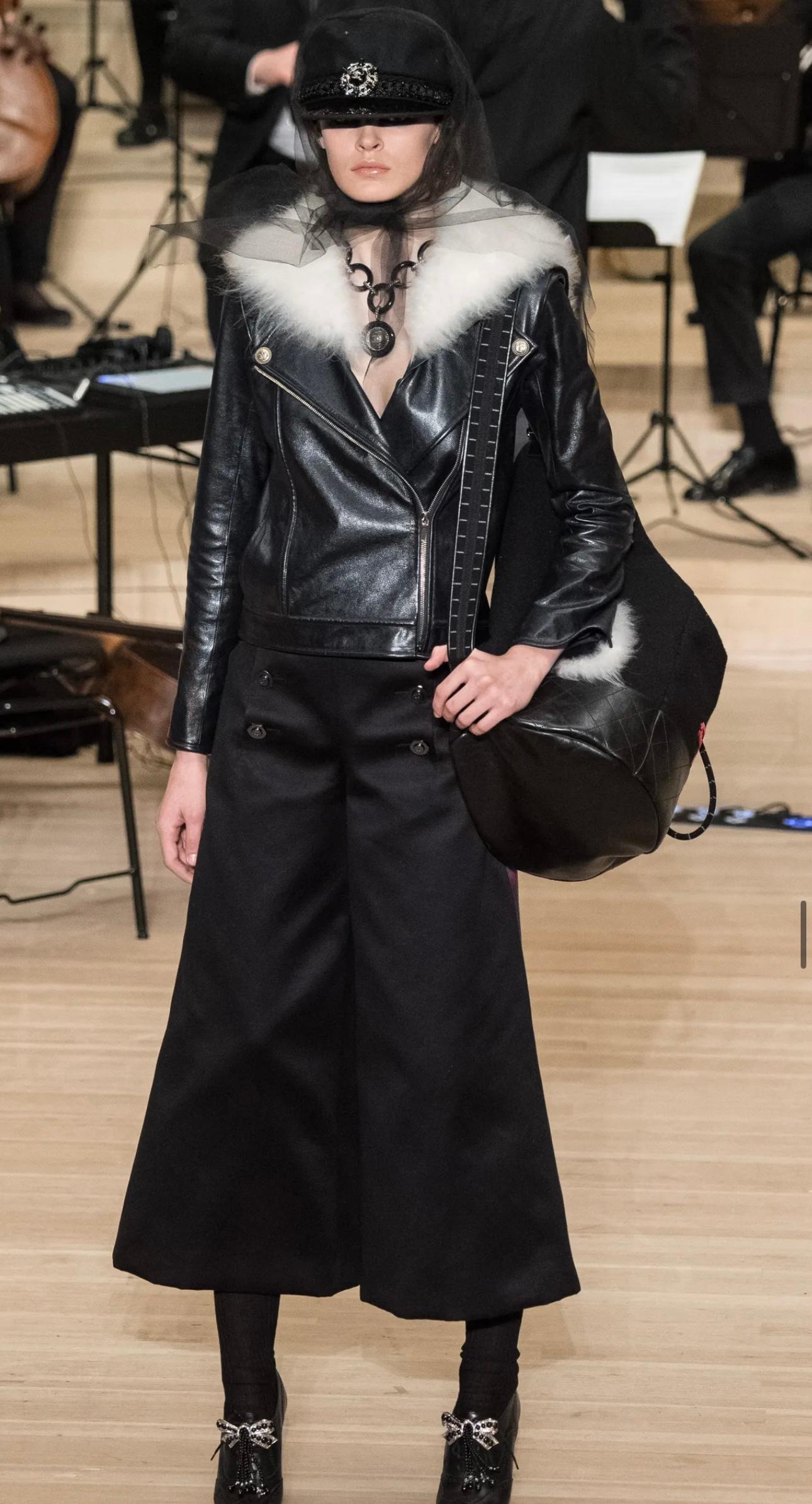 Chanel pasarela pre otoño 2018 métiers d'art Paris Hambourg chaqueta de piel de becerro ribeteada, nueva nunca usada talla 36 FR se ajusta hasta US 4 completo