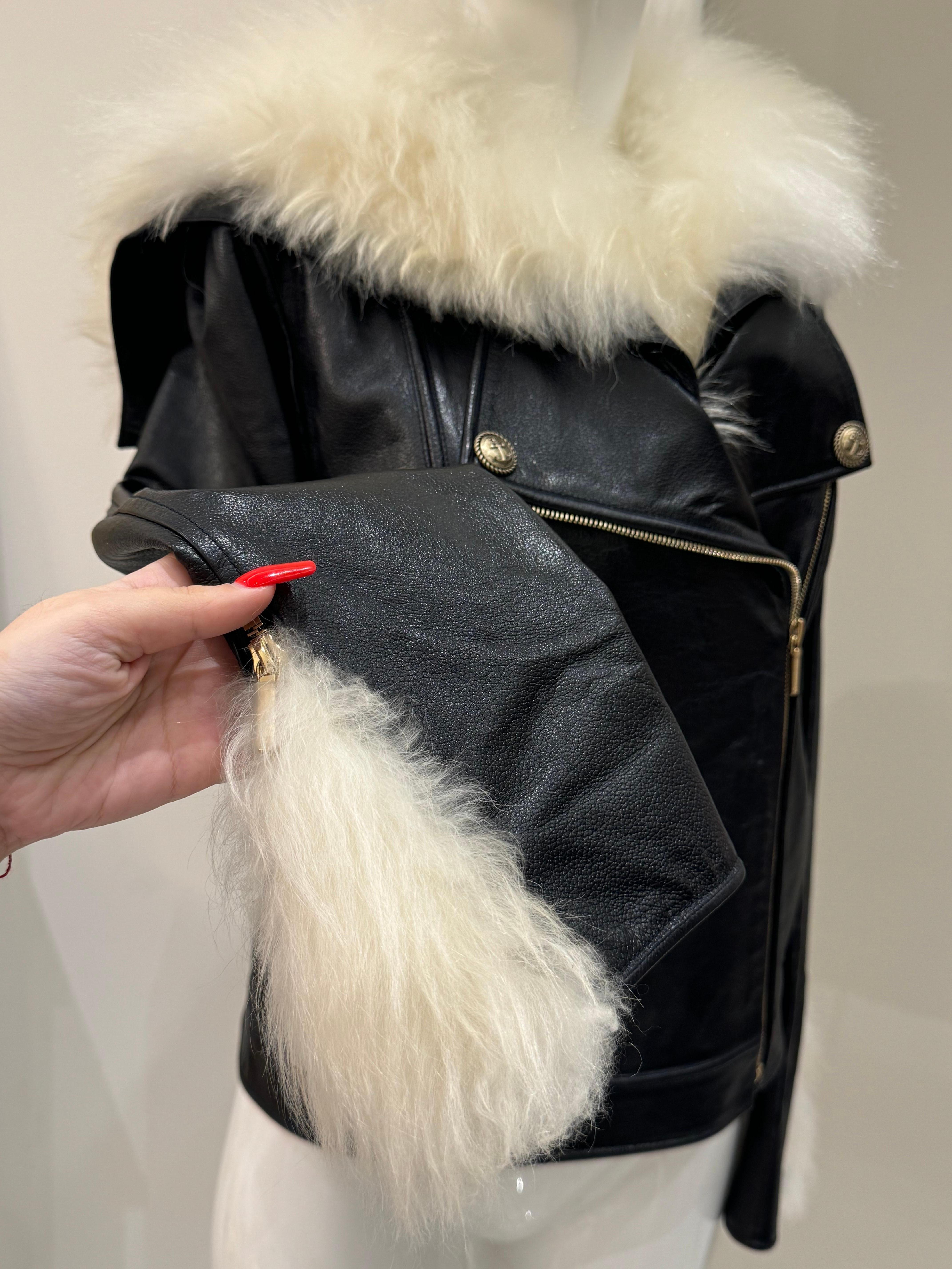 Chanel FW 2018 París Chaqueta Hambourg de piel de becerro con ribete de piel en venta 1