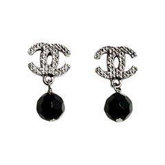 Chanel FW2007 Boucles d'oreille Clous CC Earrings Studs Medium Black Silver CC M