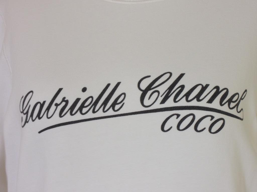 Chanel FW2017 Gabrielle Coco Chanel Sweatshirt In Fair Condition In Oakland, CA