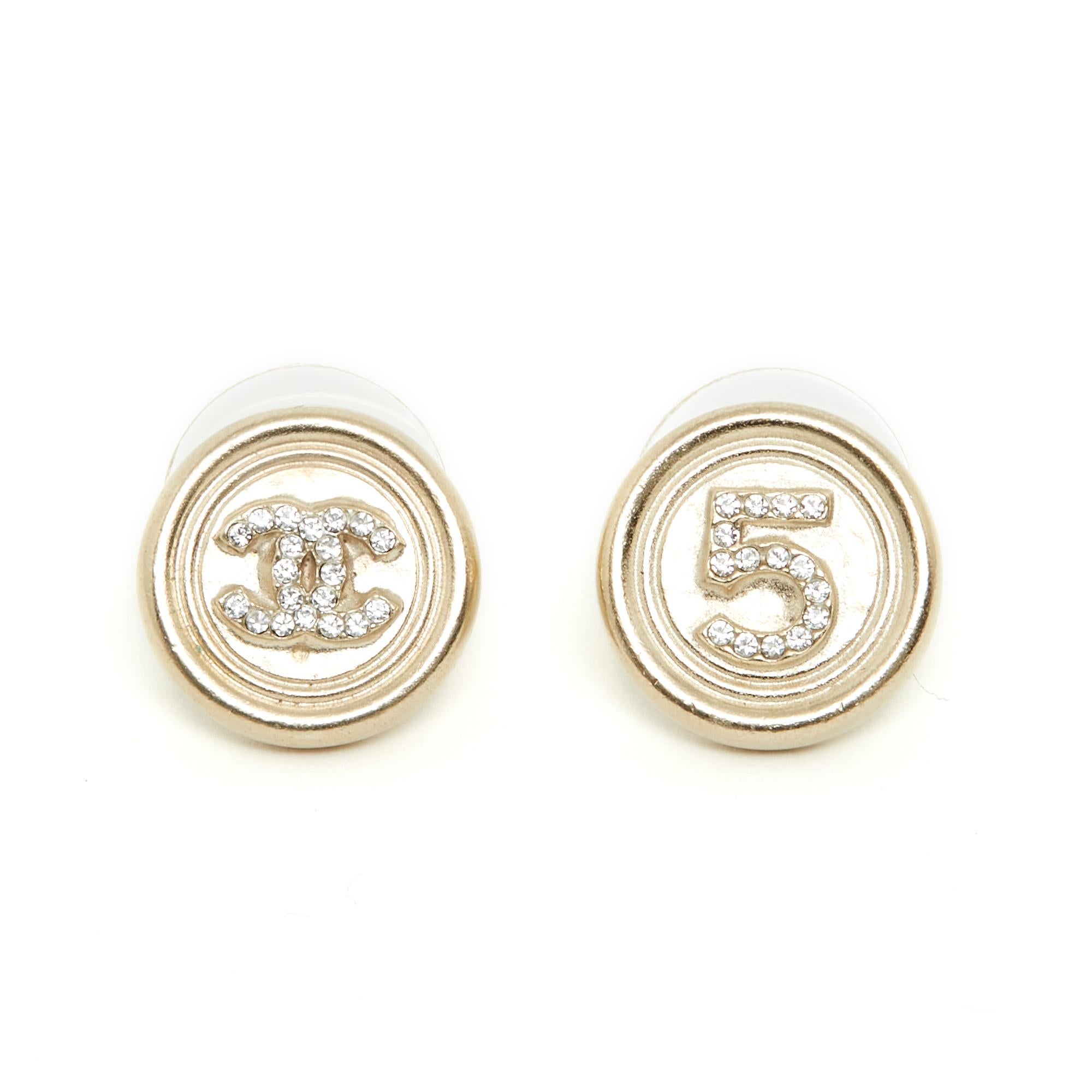 Women's Chanel FW2021 Boucles d'oreille Clou CC Golden CC and 5 Earrings Stud For Sale