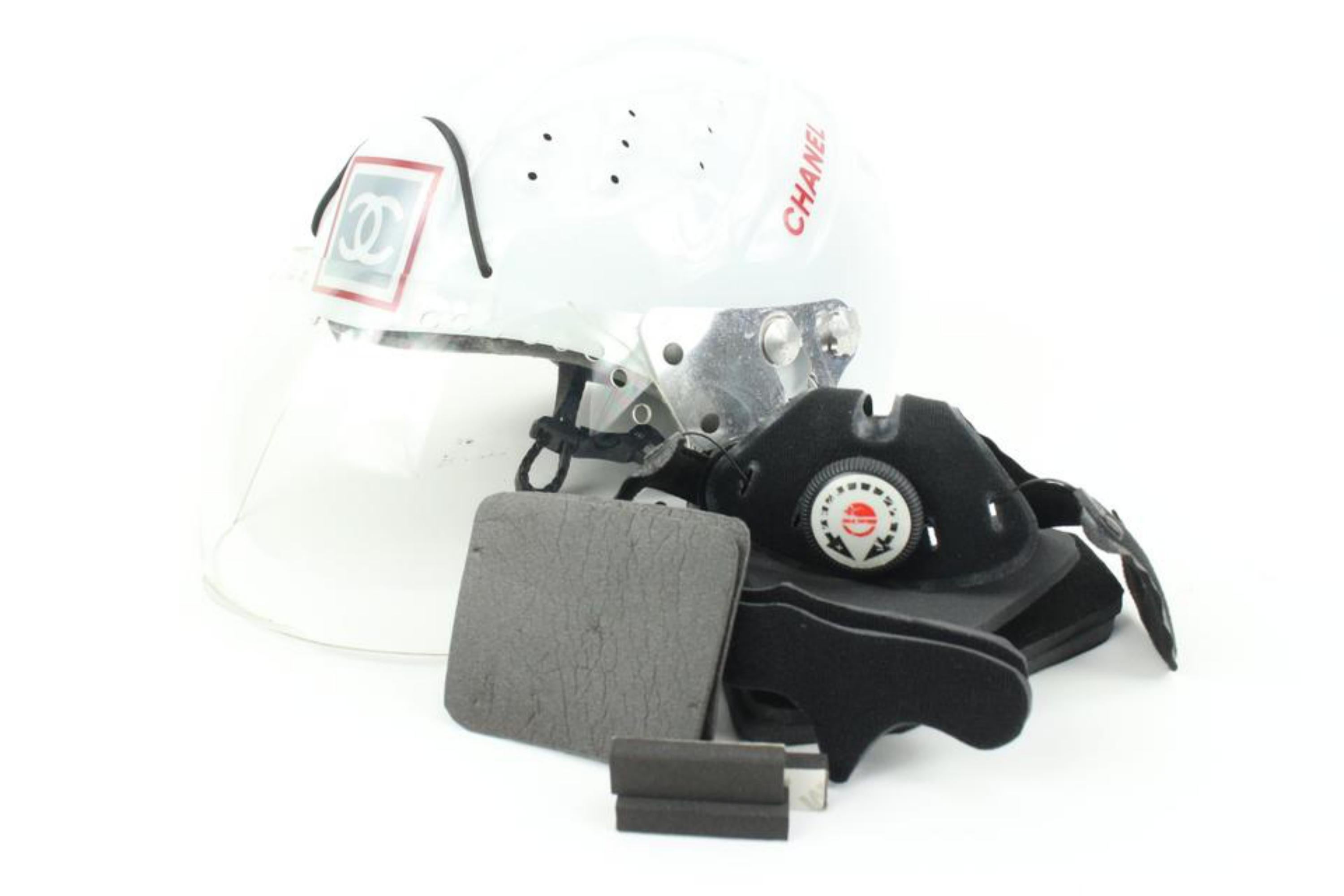 Chanel FW21 CC Sports Mountaineer Helmet Bicycle Ski Shield Mask 88c27s
Made In: Germany
Measurements: Length:  10.3