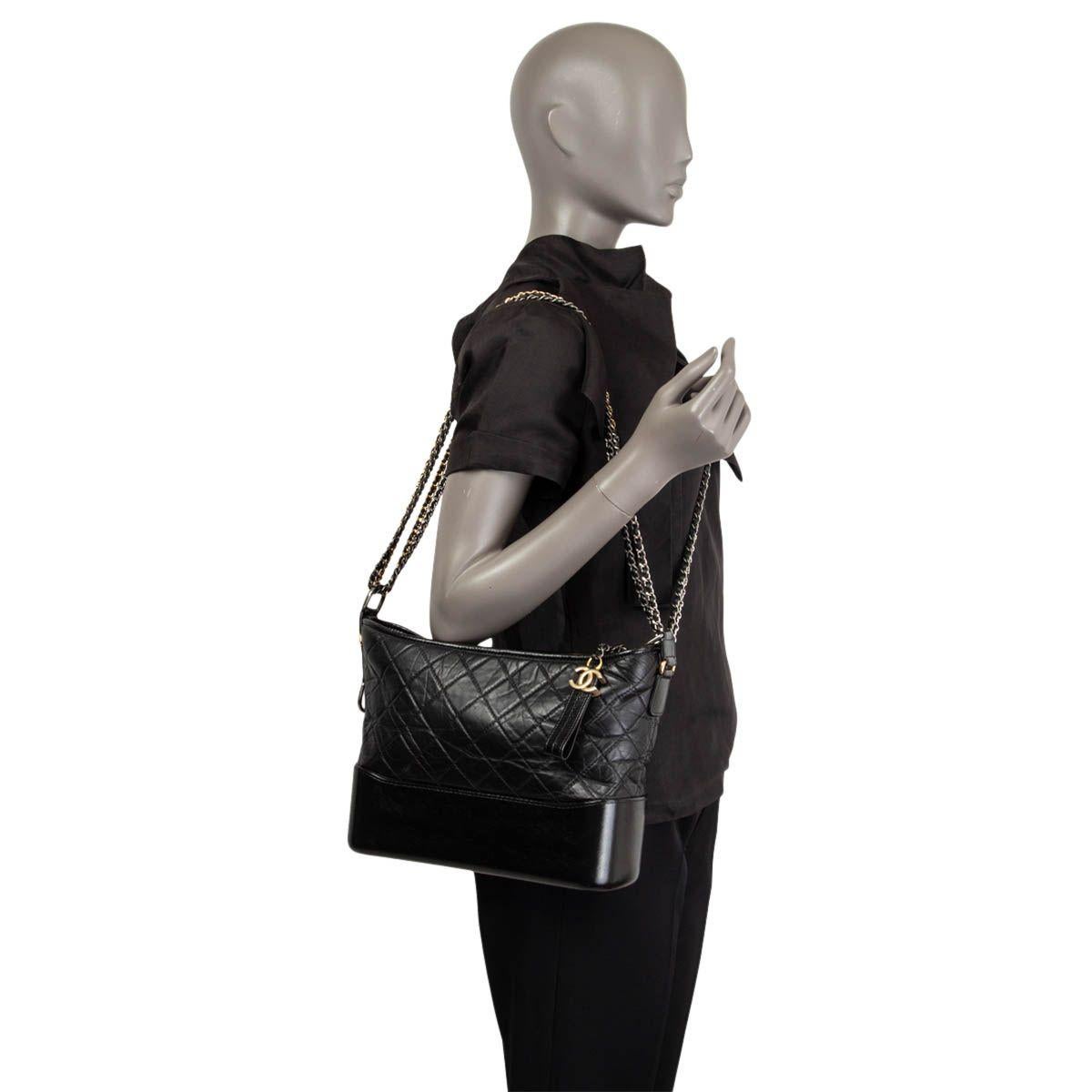 Chanel Gabriel Hobo-Tasche im Zustand „Gut“ im Angebot in London, GB