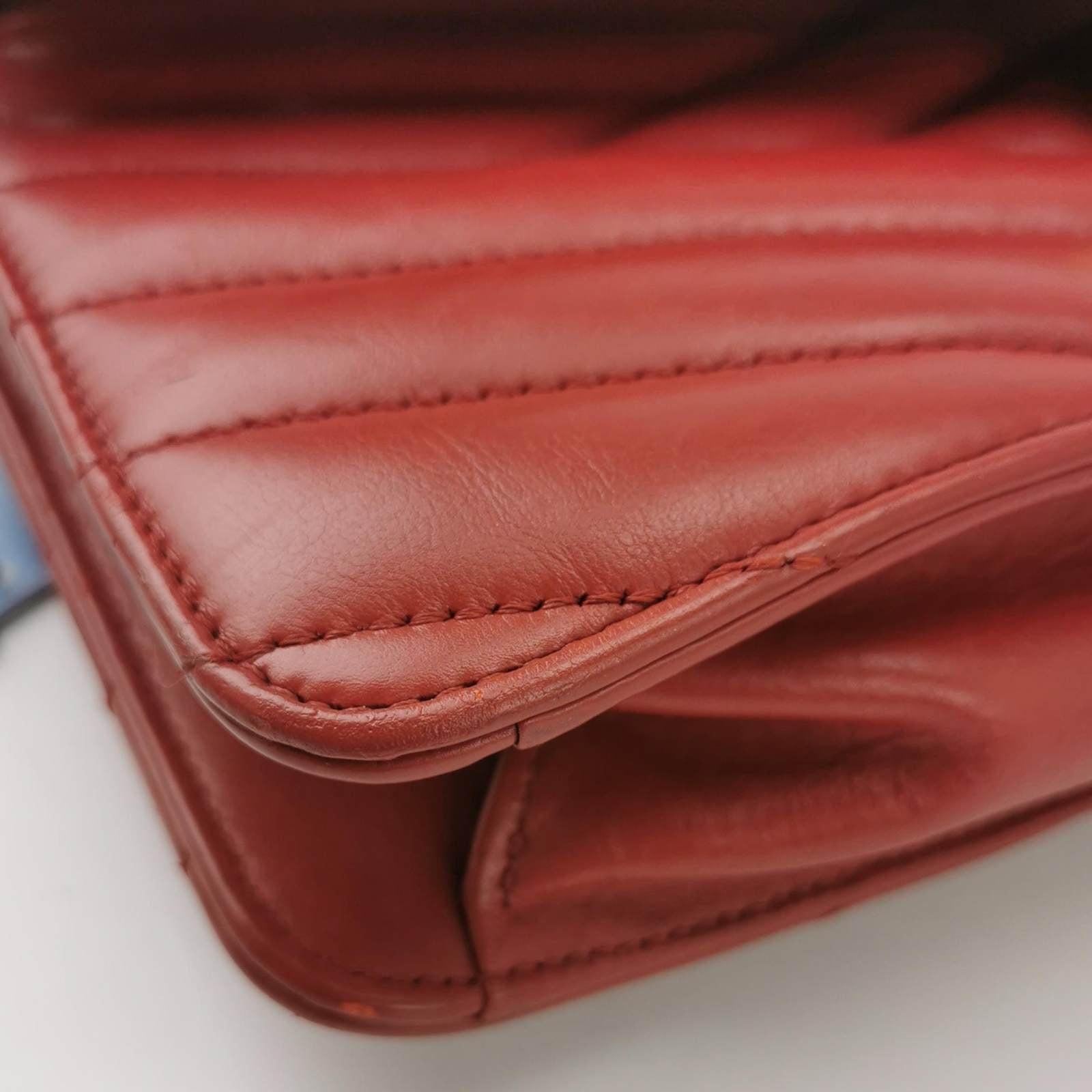 Chanel Gabrielle Flap Bag 2011-2012 Chevron Leather Medium Red Shoulder Bag 4